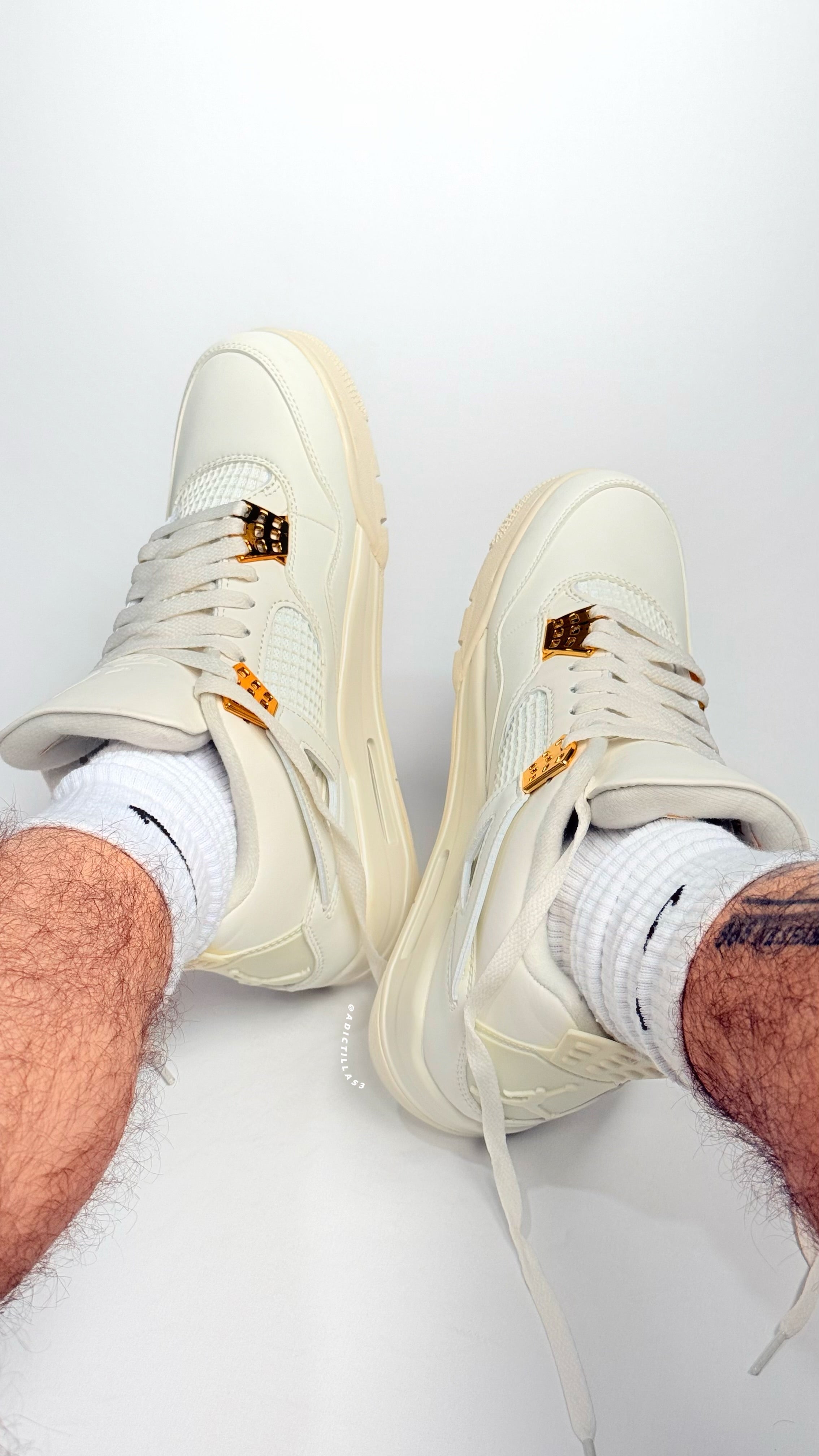 Air Jordan 4 Retro 'White & Gold'