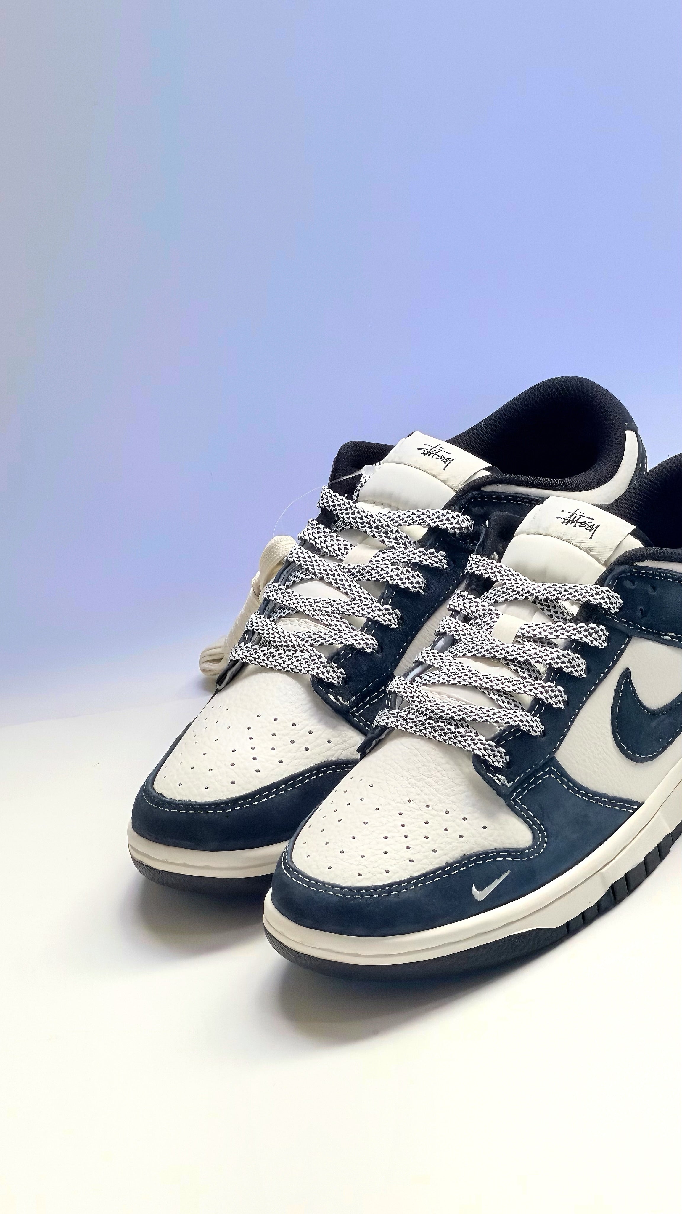 Nike SB Dunk Low Stüssy