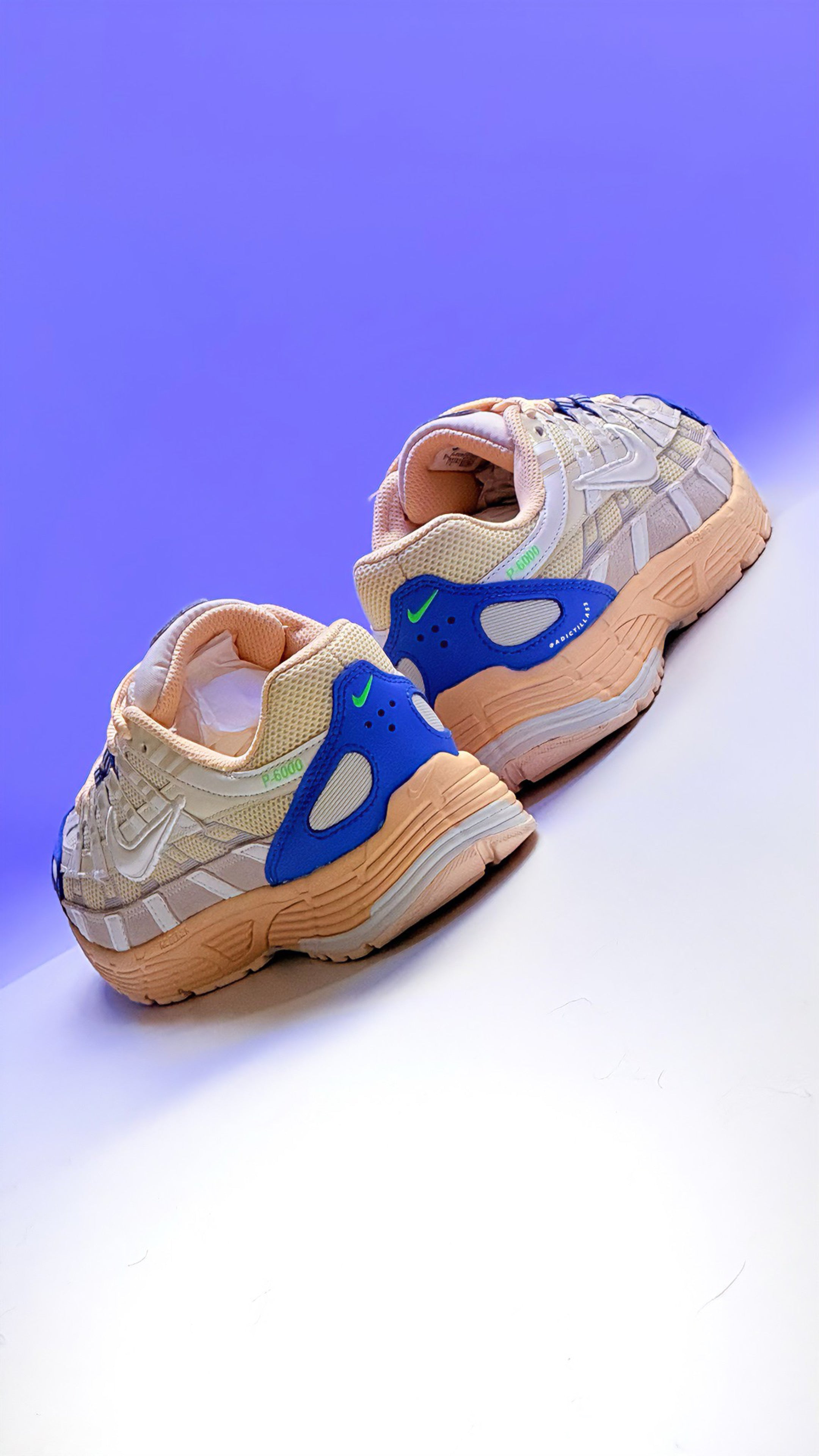 Nike - P 6000