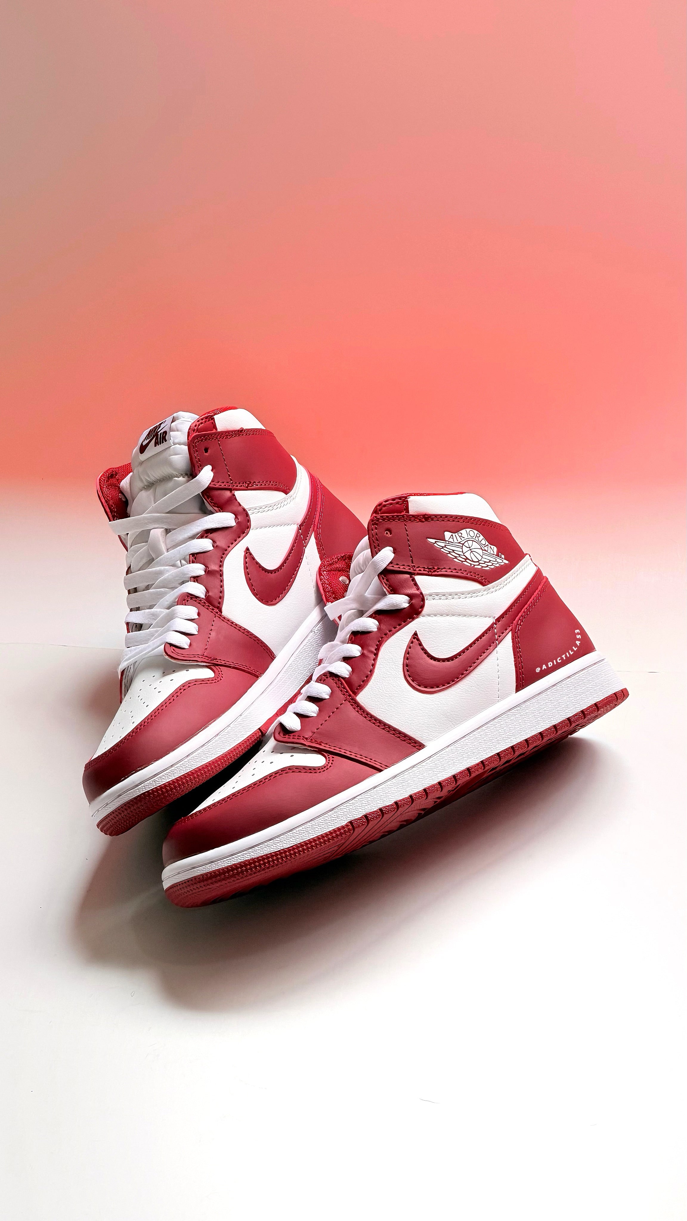 Air Jordan 1 "Team Red"
