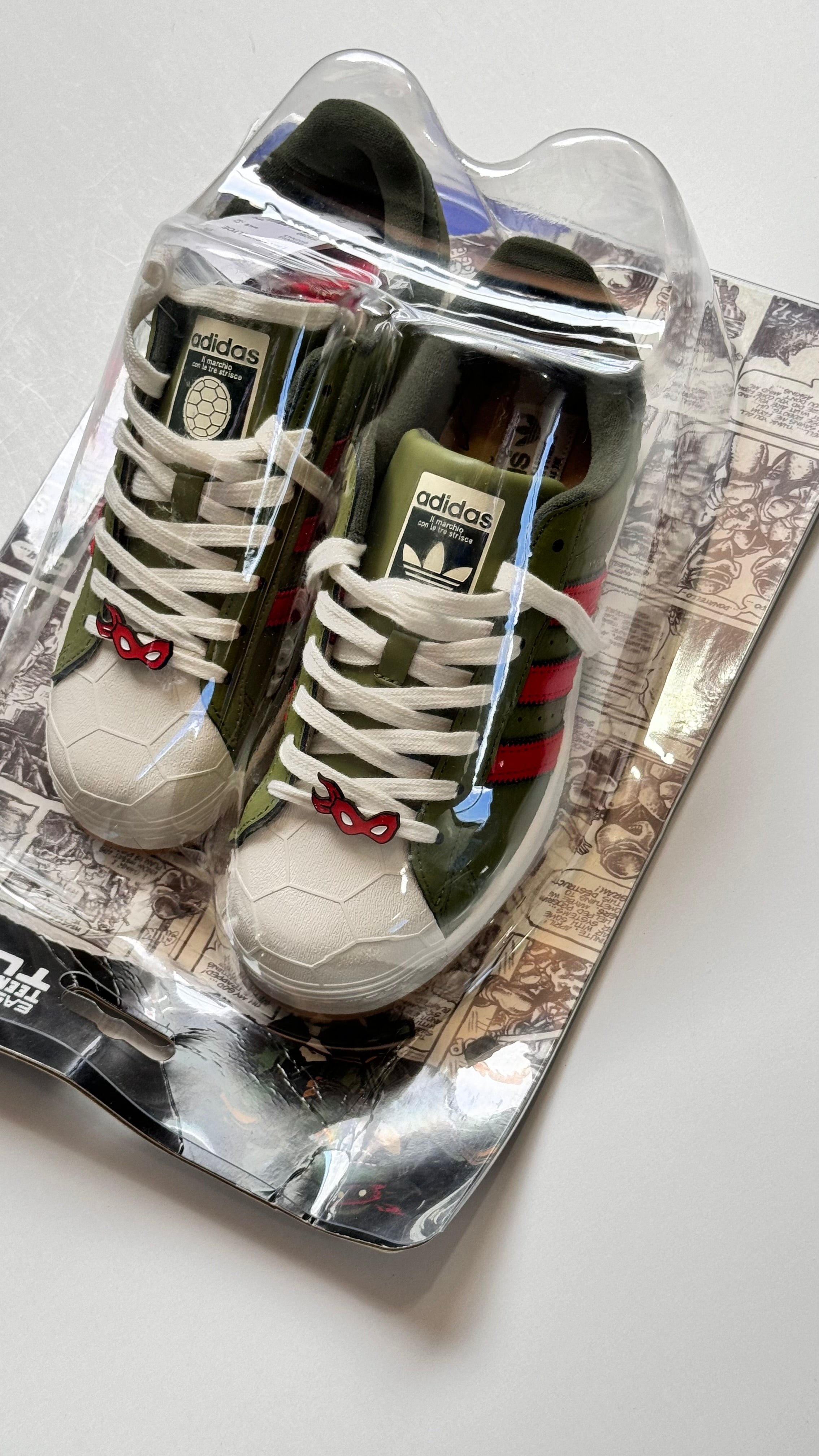 Adidas Superstar x Tortugas Ninja