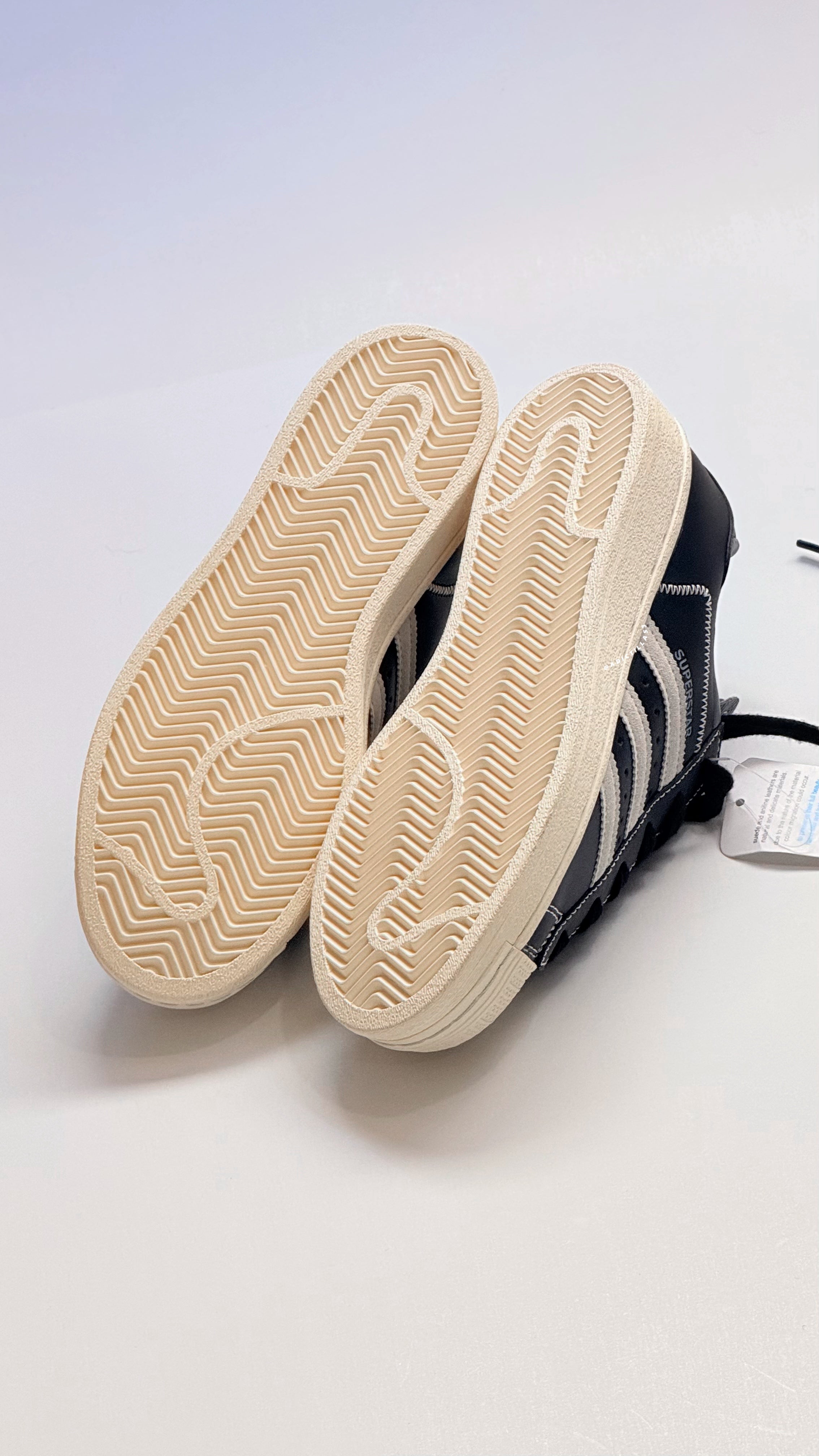 Adidas Superstar