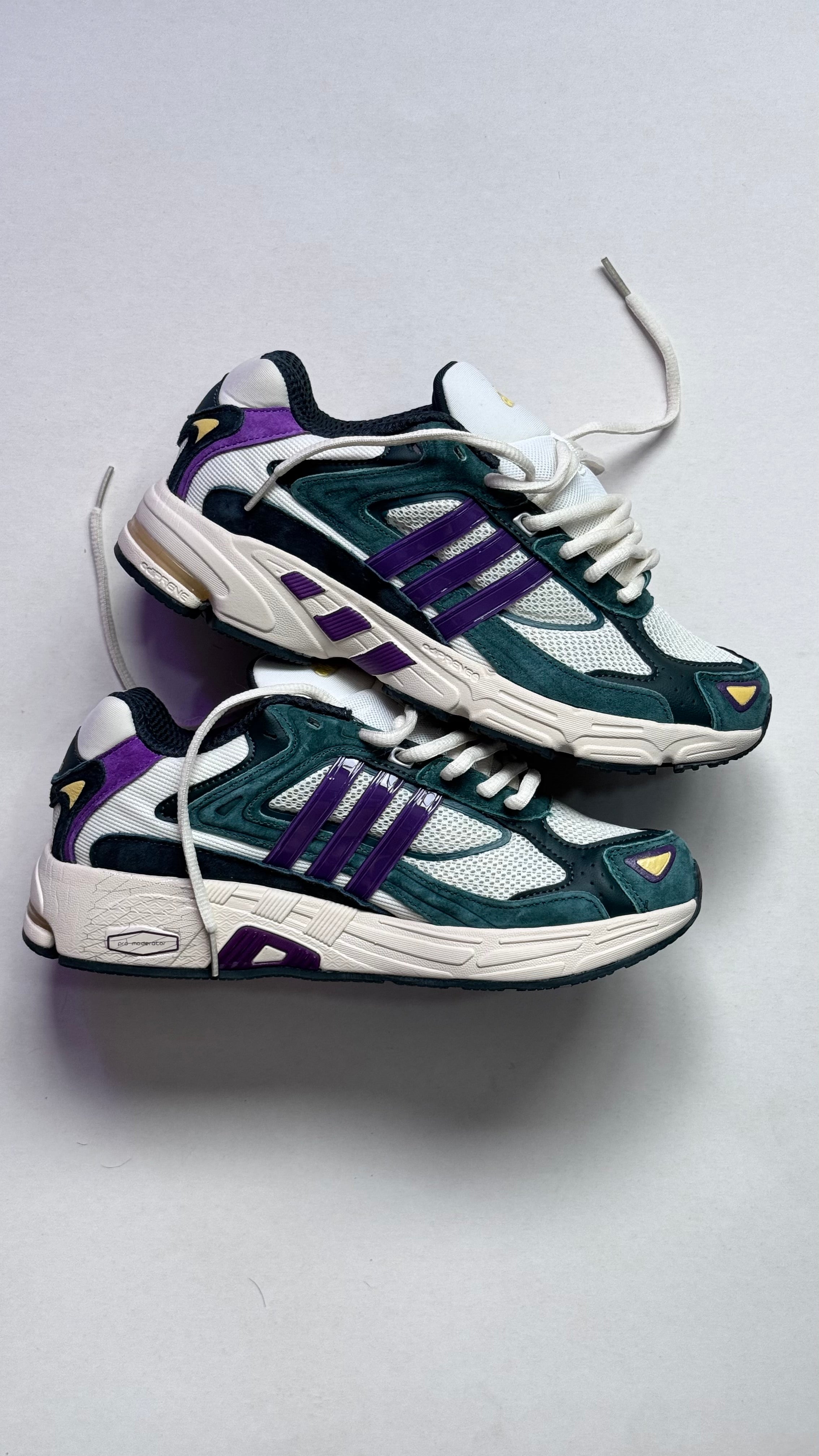 Adidas Response CL