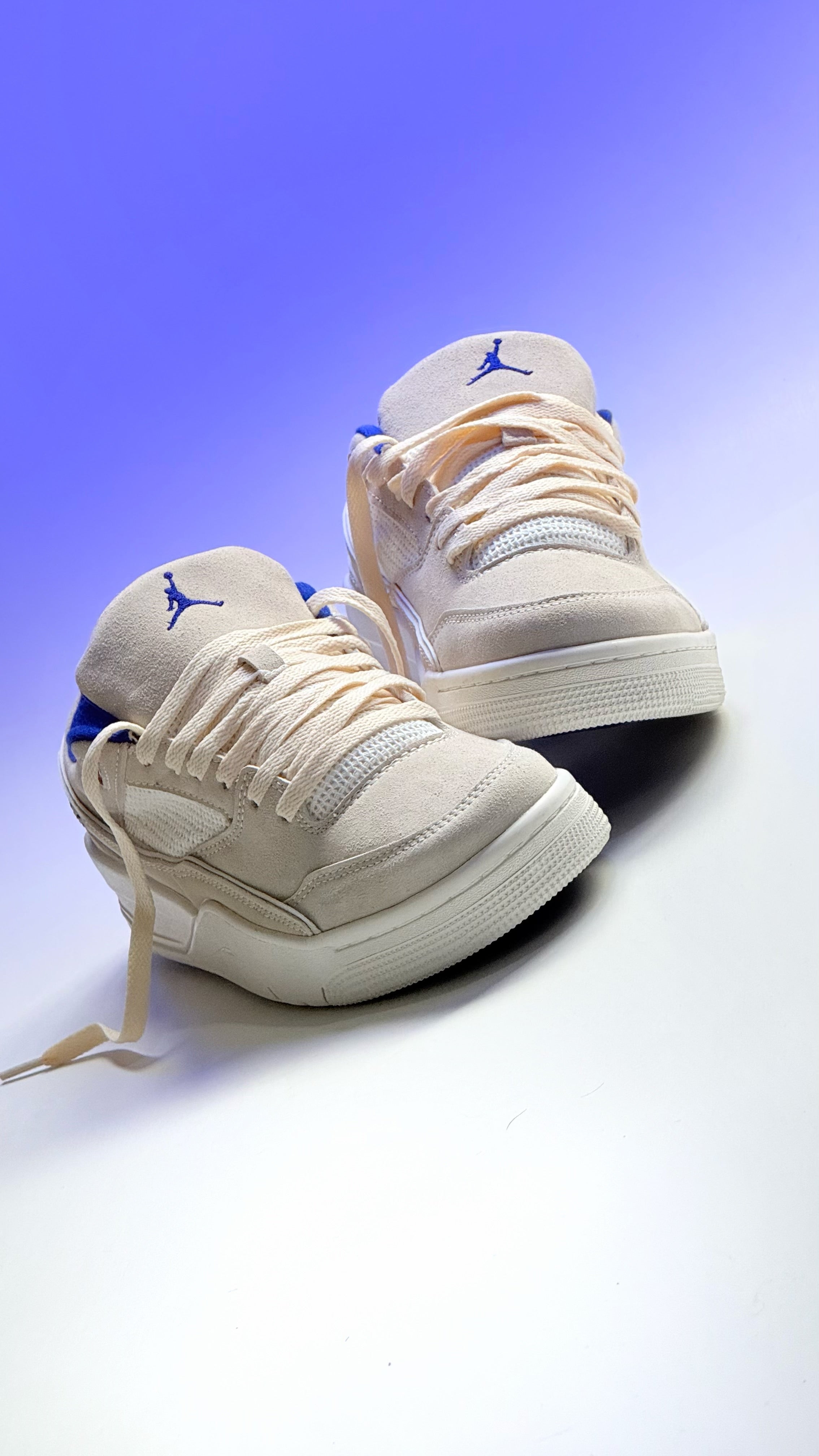 Jordan Flight Court
Men's Shoes
