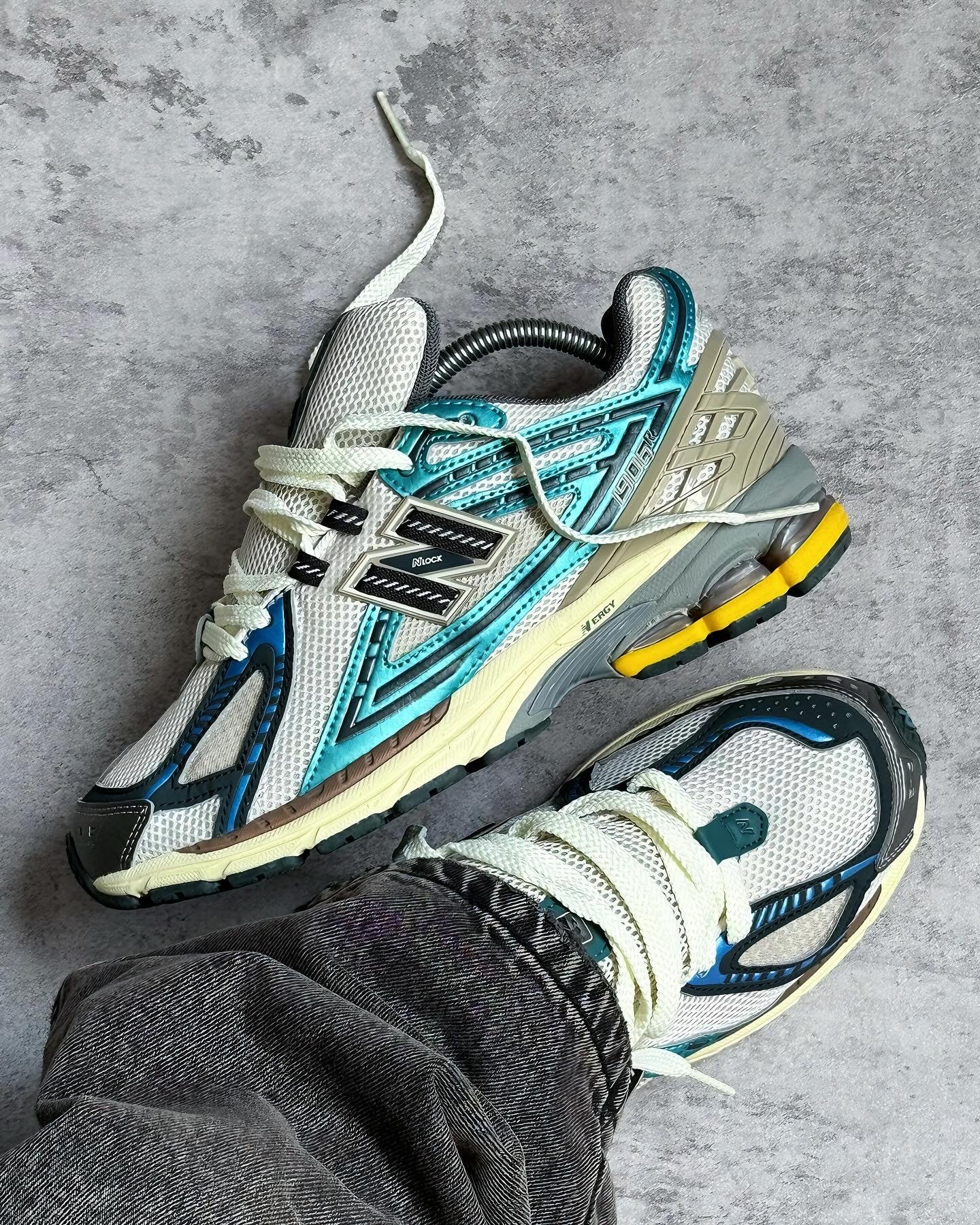 New Balance 1906 R Metallic Teal