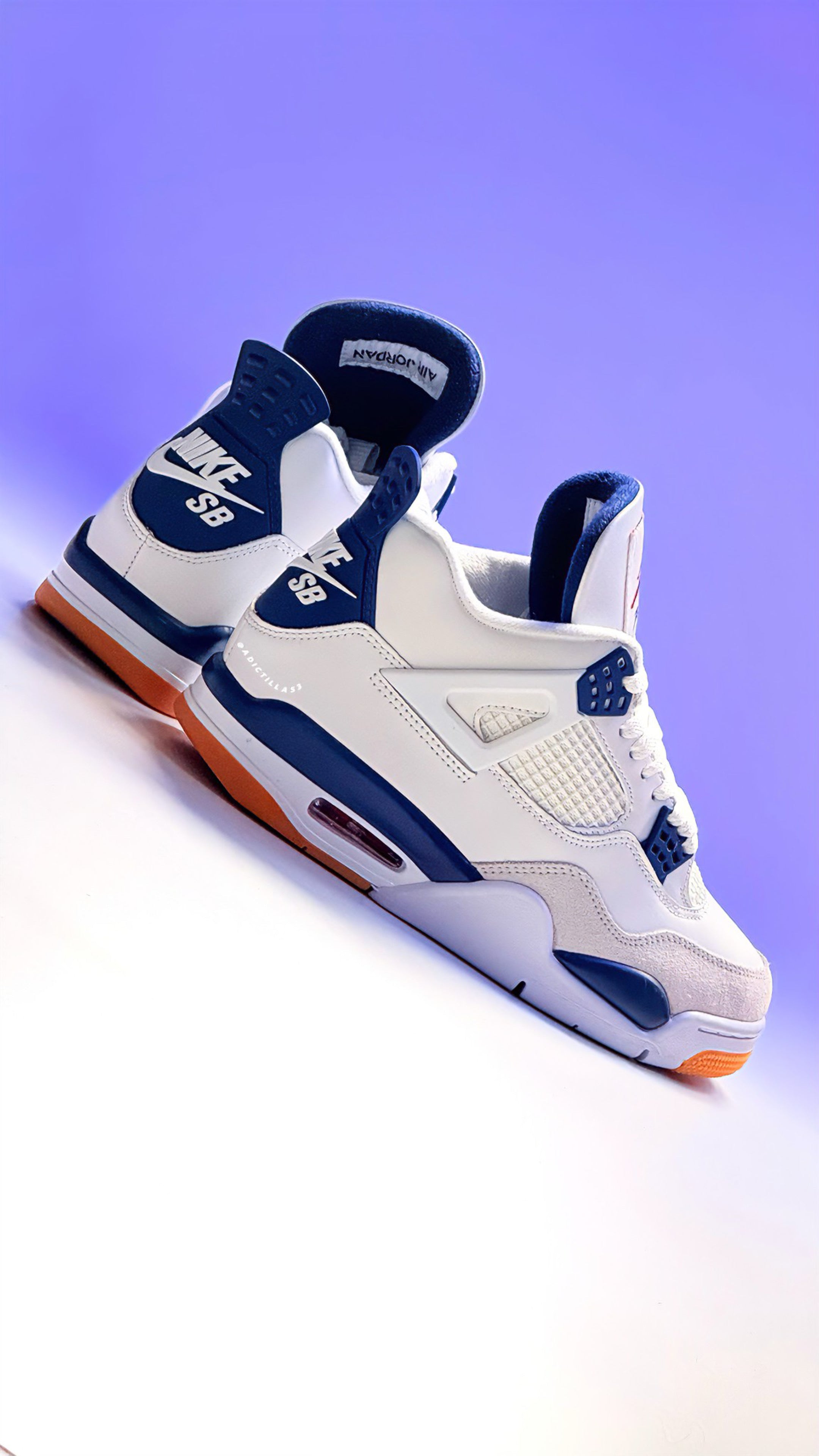 Nike SB x Air Jordan 4
Calzado para hombre