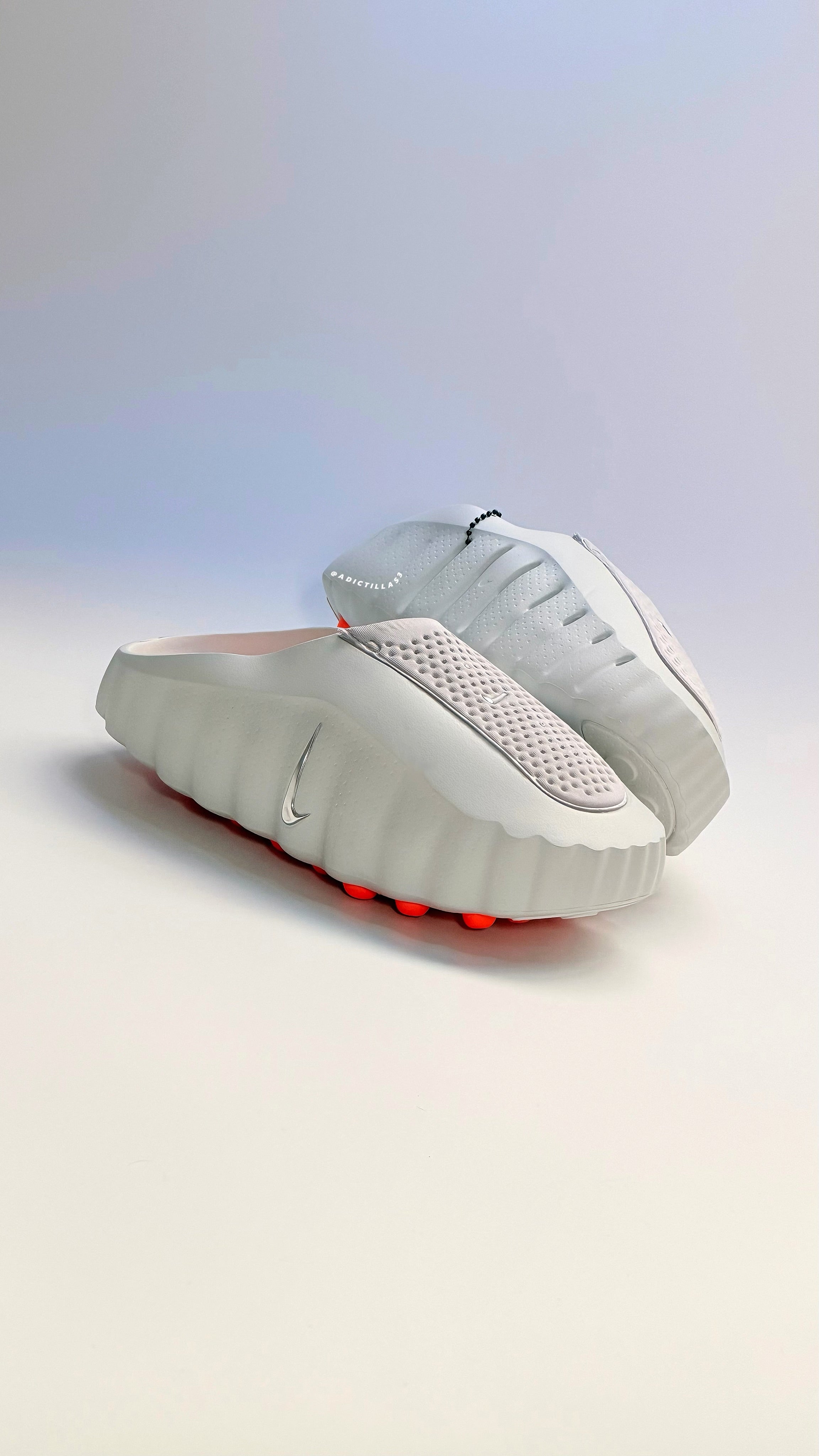 Nike Mind 001