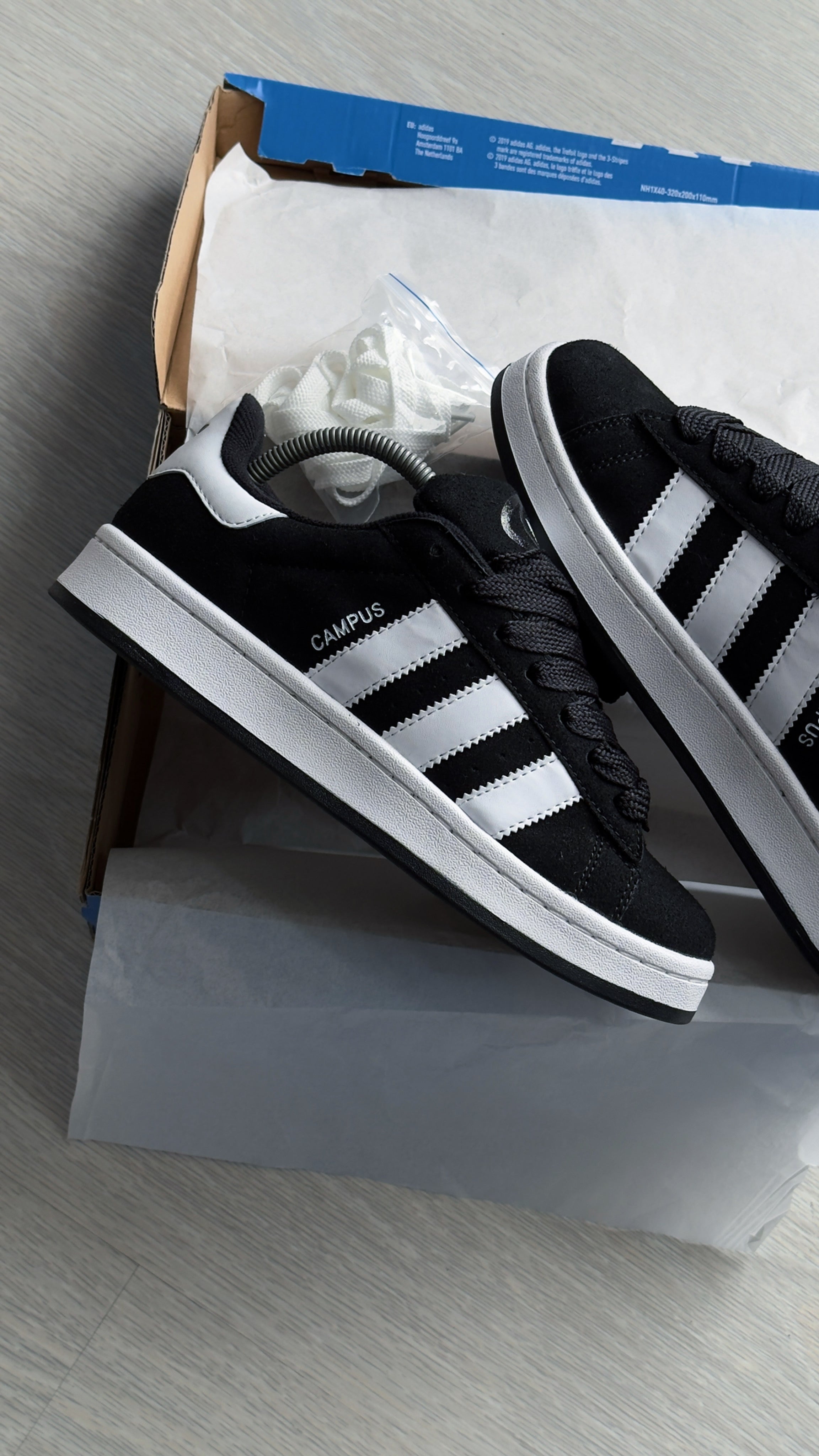 Adidas Campus