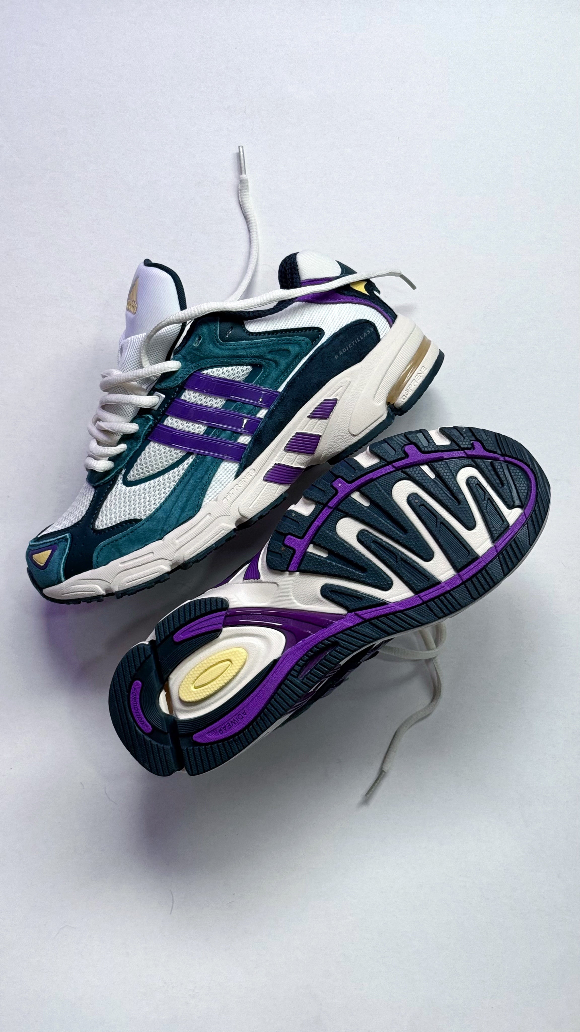 Adidas Response CL