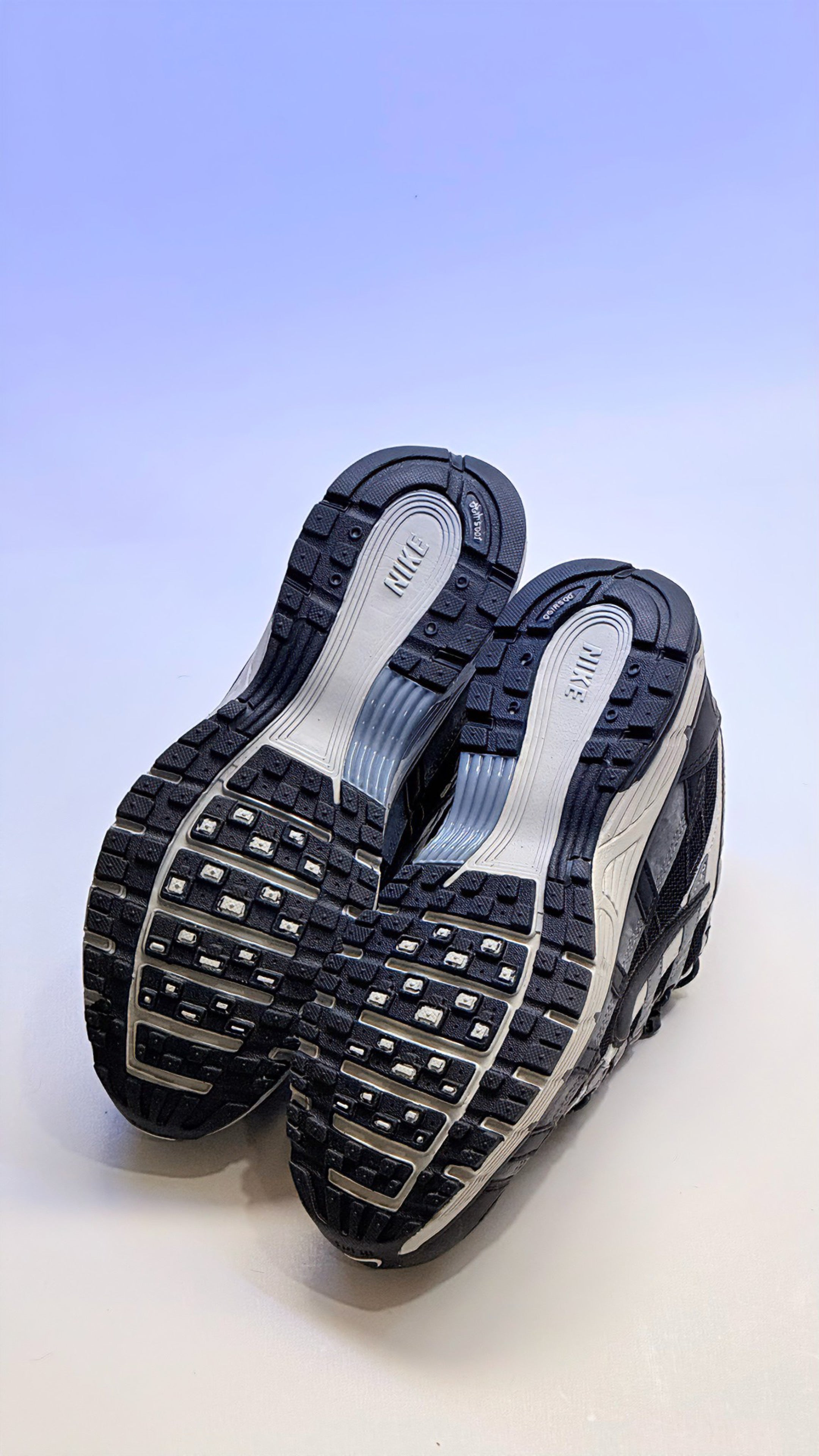 Nike
tenis P-6000 Anthracite