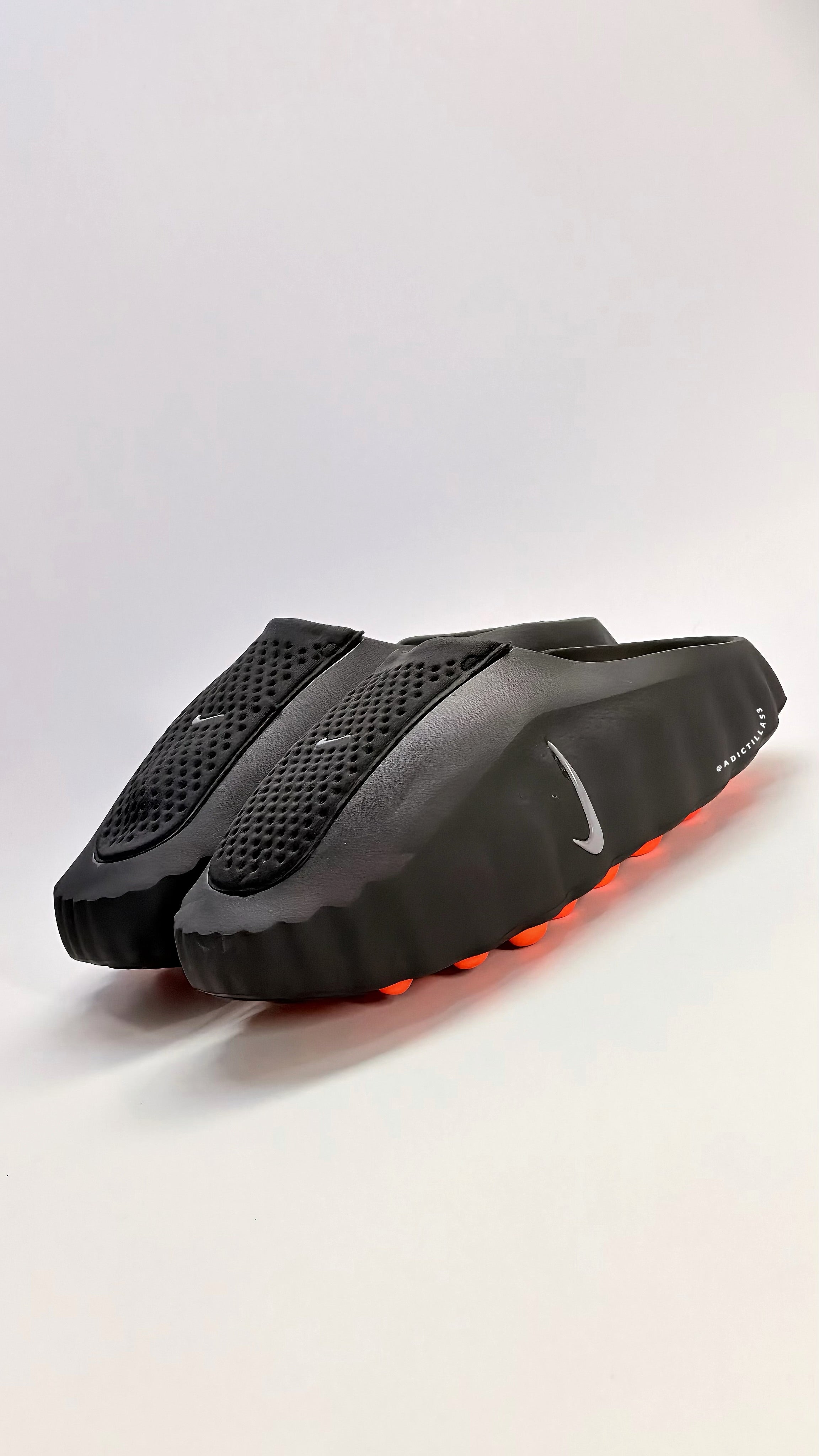 Nike Mind 001