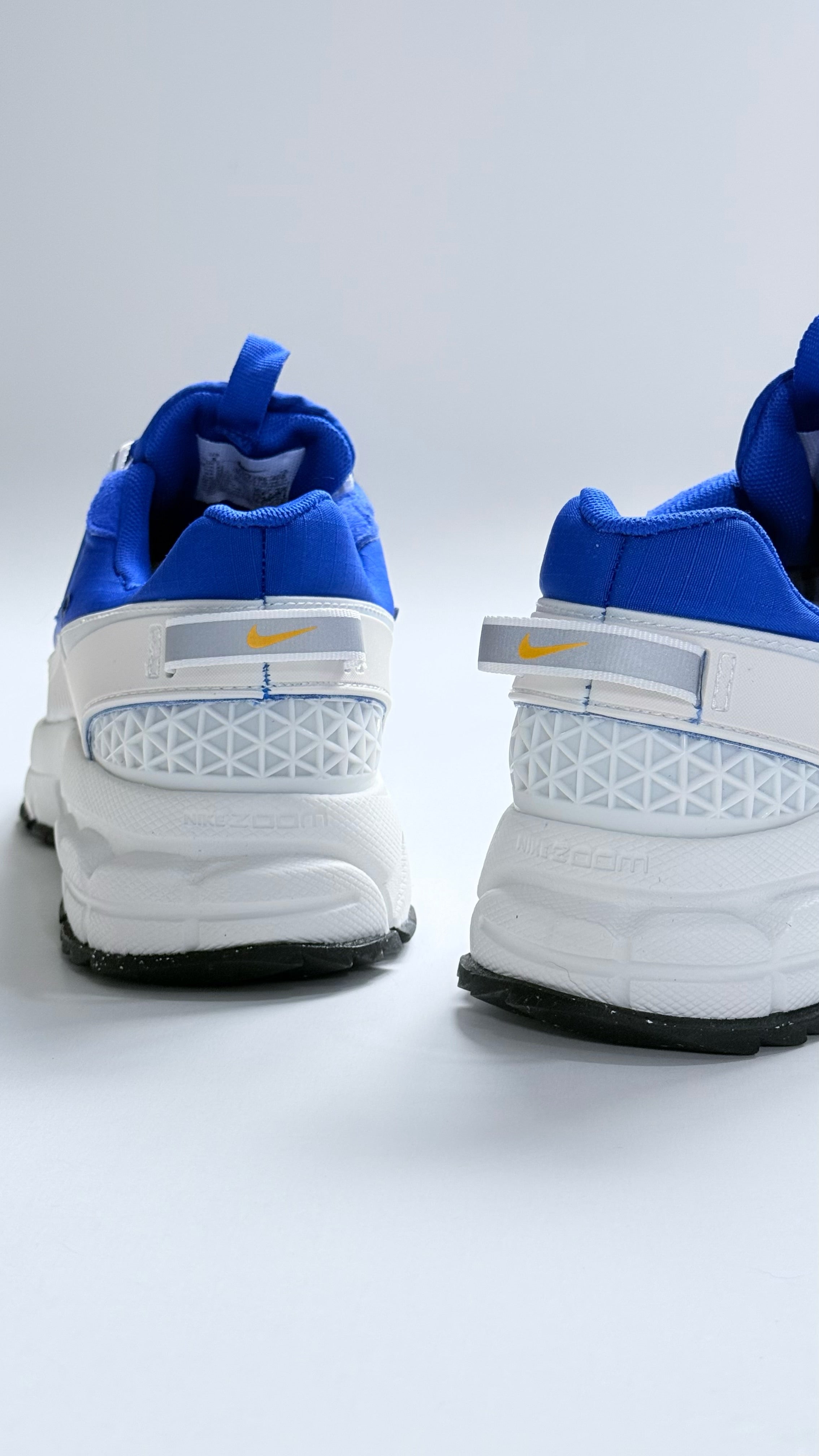 Nike Vomero 5 Roam