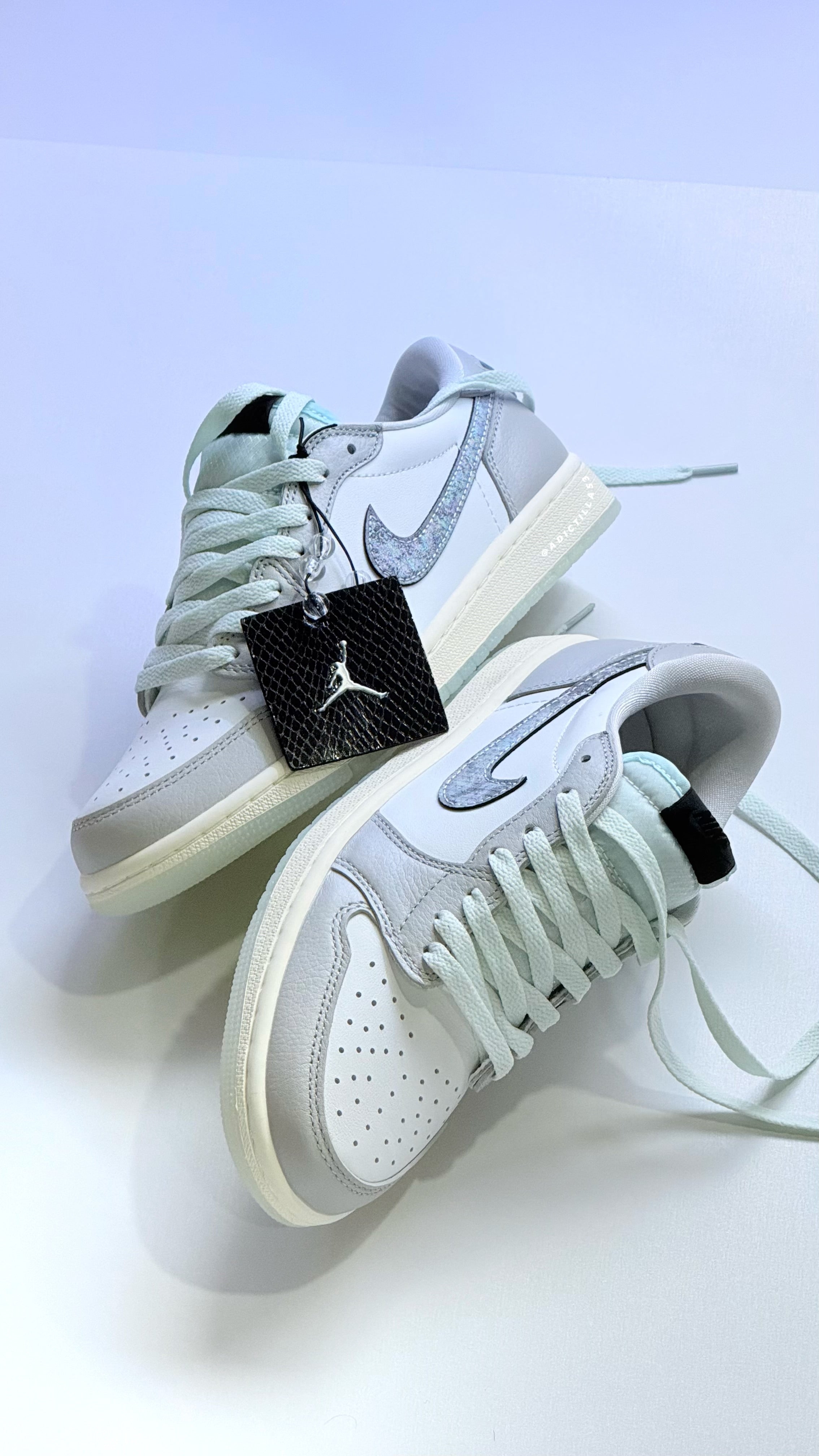 Air Jordan 1 Low OG "Chinese New Year"