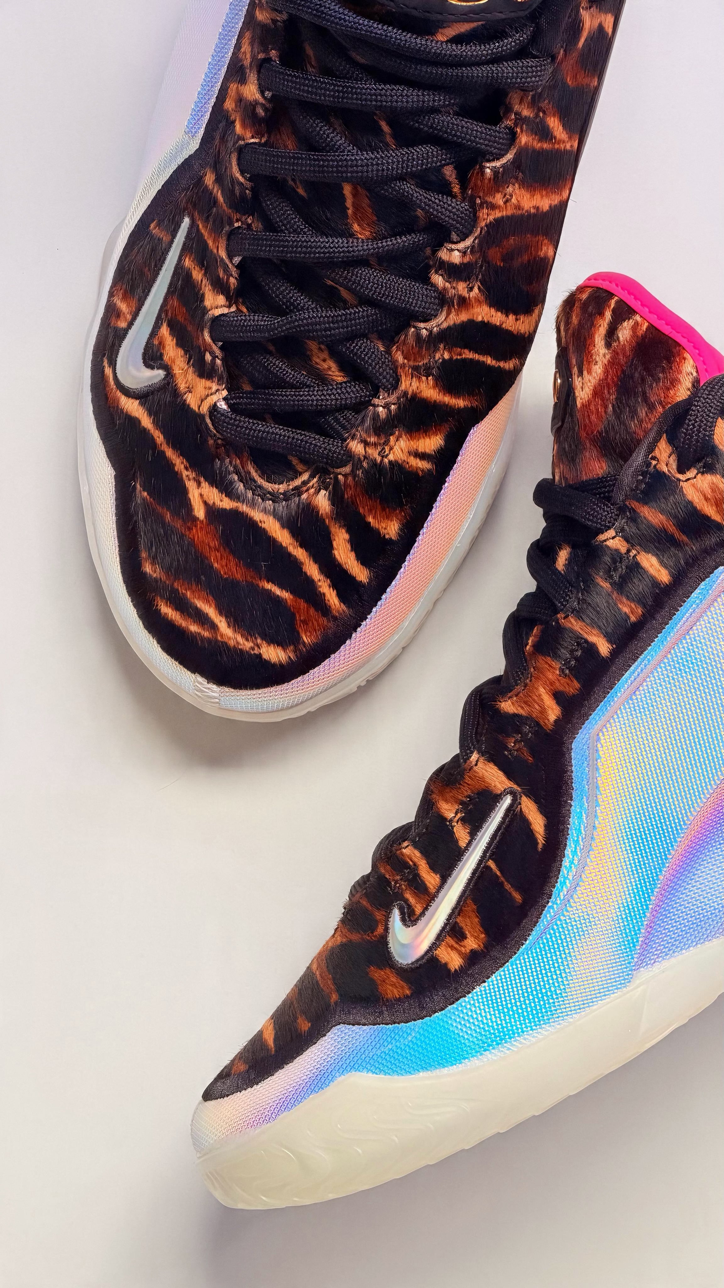 LeBron XXIII "Heat Wave"