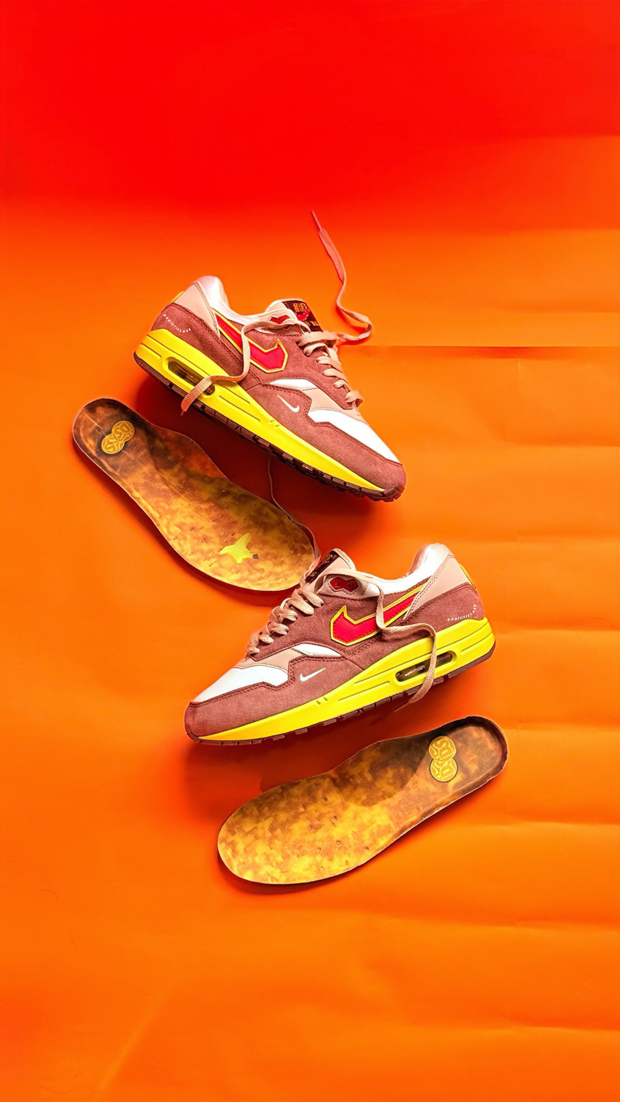 Nike Air Max 1
.SWOOSH Low Poly Big Head Origins