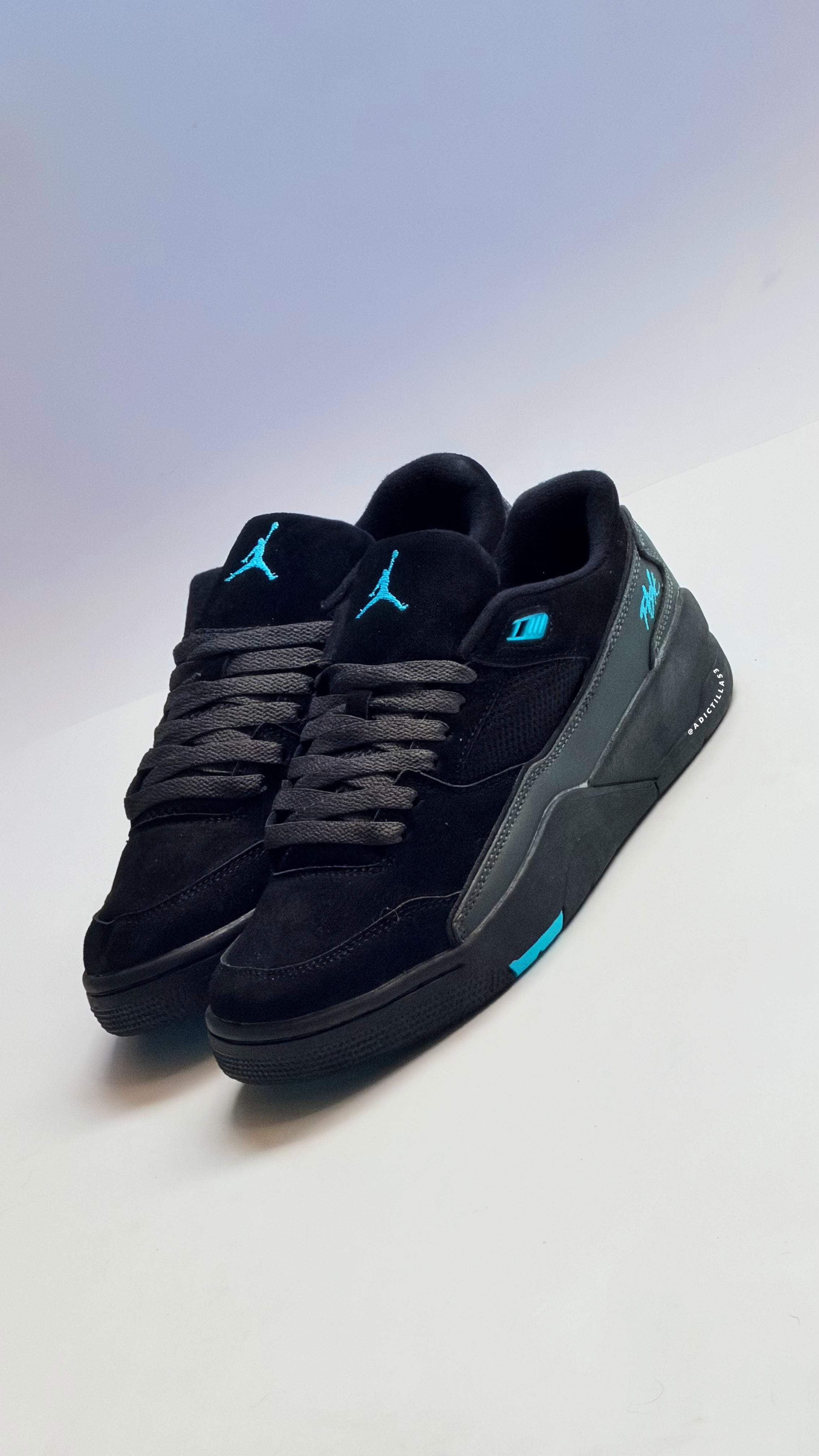 Jordan Flight Court
Black Gamma Blue