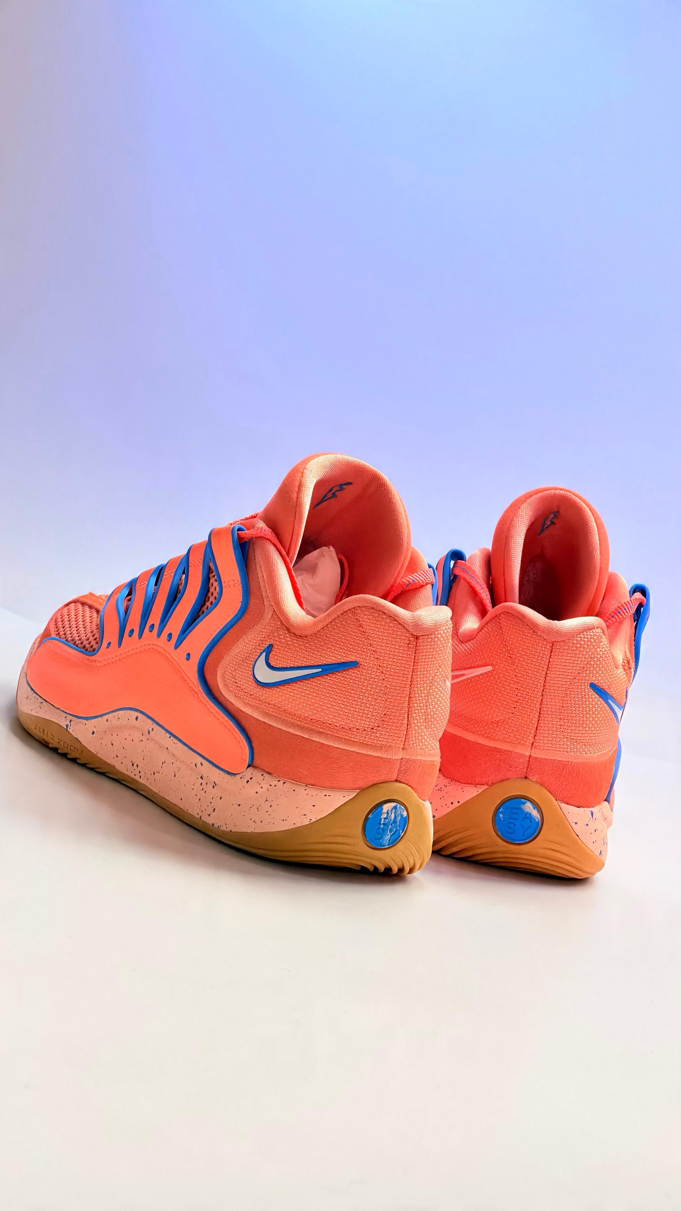 KD 18 "Atomic Pink / Light Wild Mango”