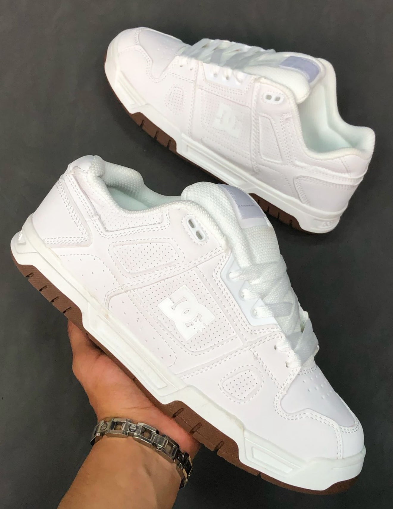 DC SHOES