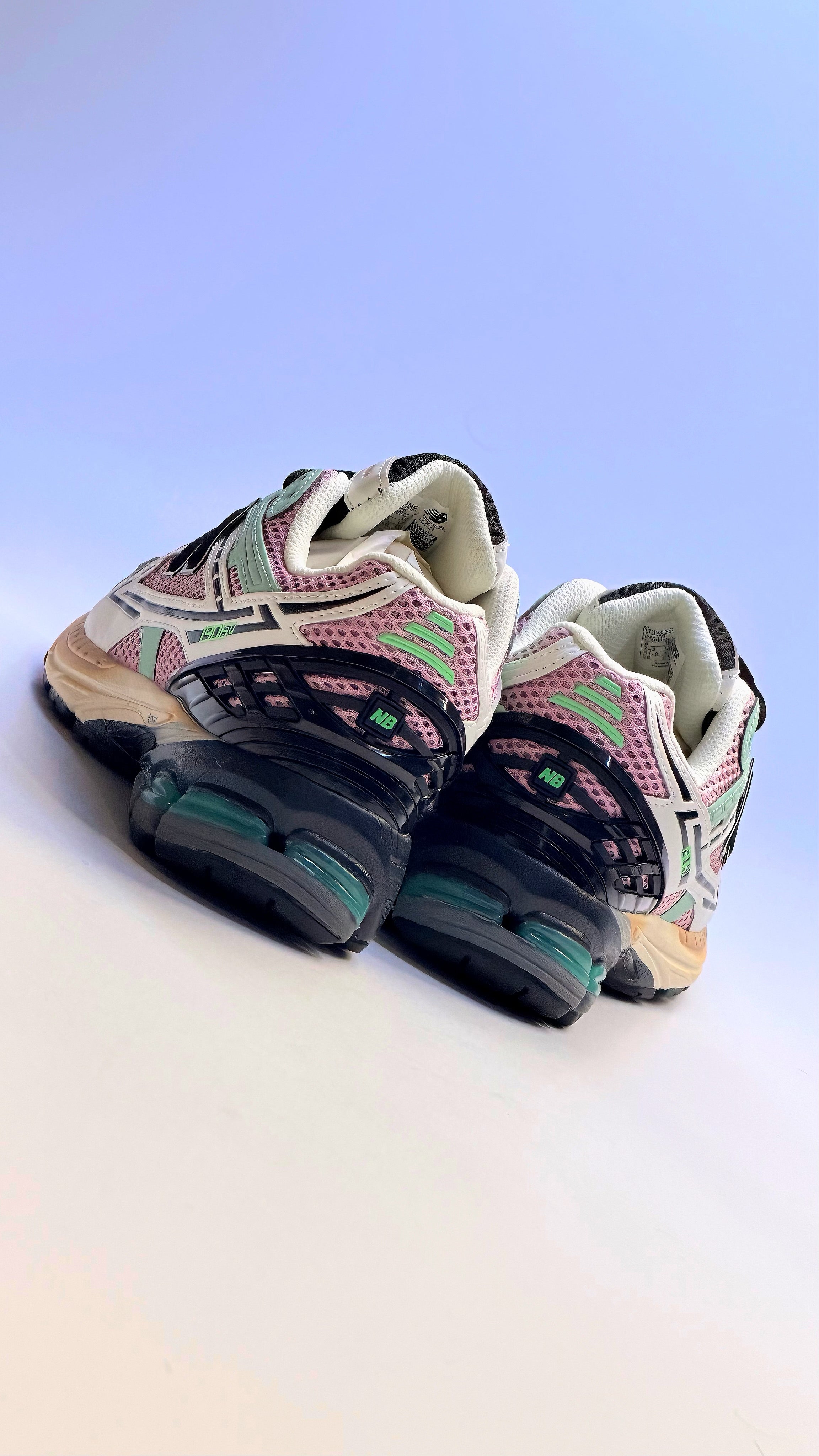 New Balance 1906U