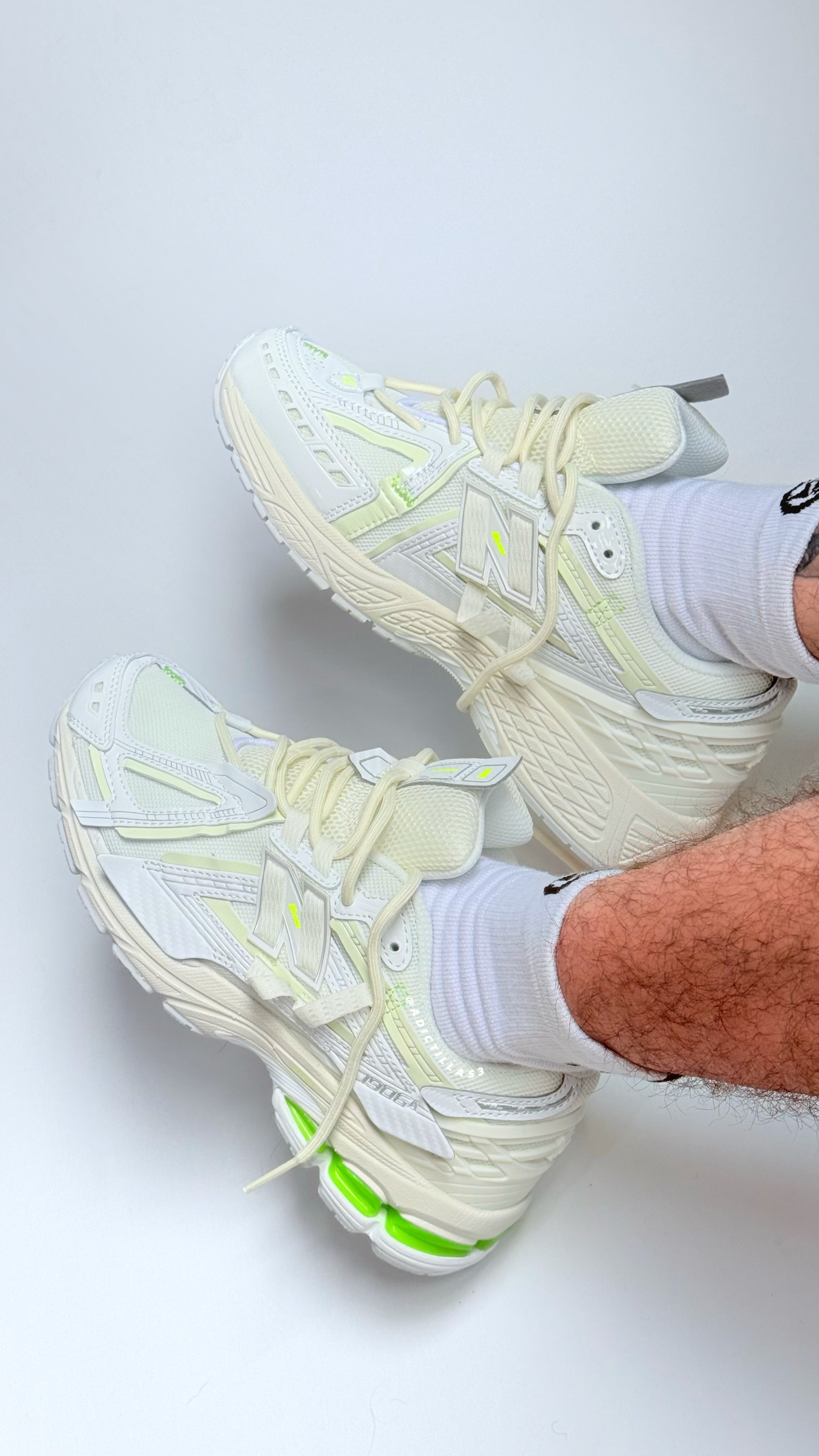 New Balance 1906A