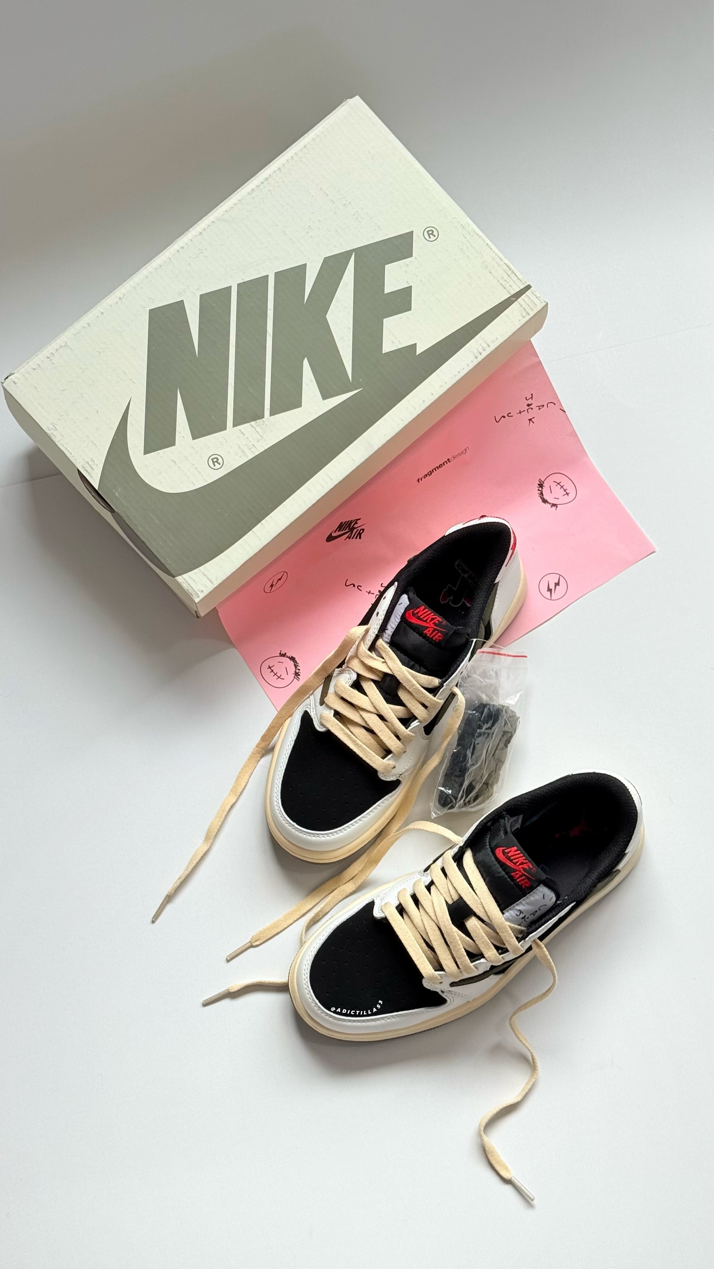 Air Jordan 1 Low x Travis Scott “ Olive “