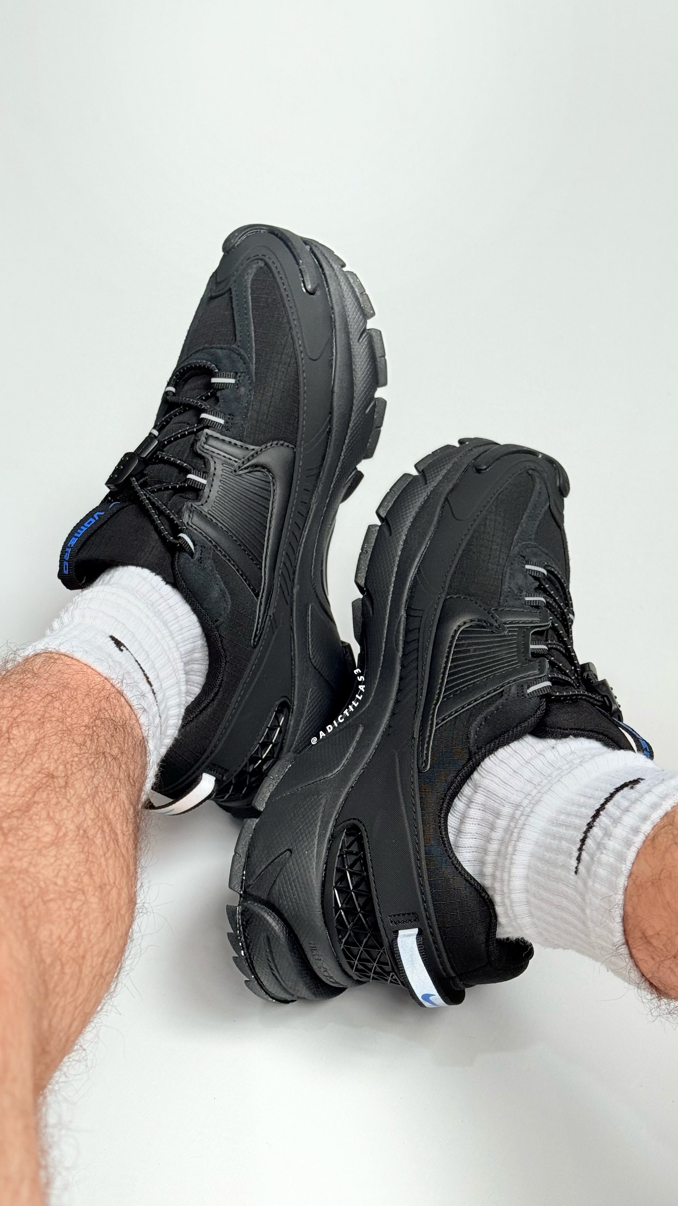 Nike Vomero 5 Roam Black