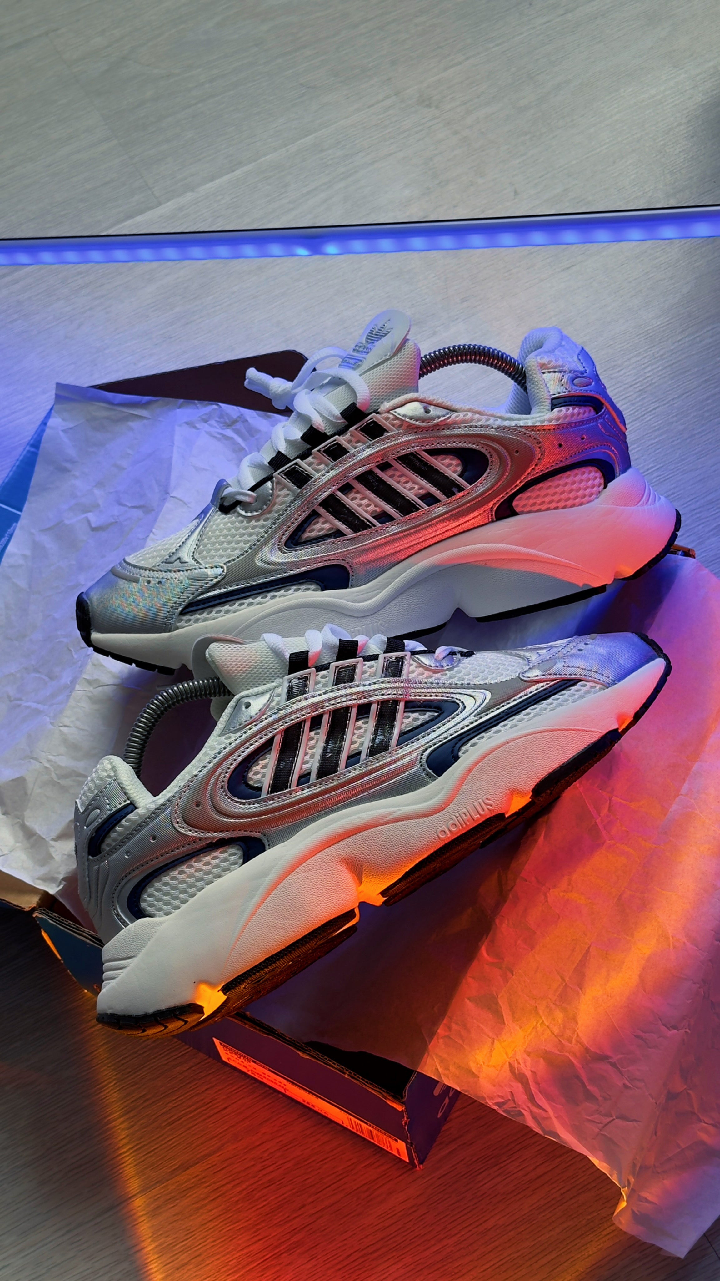 Adidas OZMILLEN
