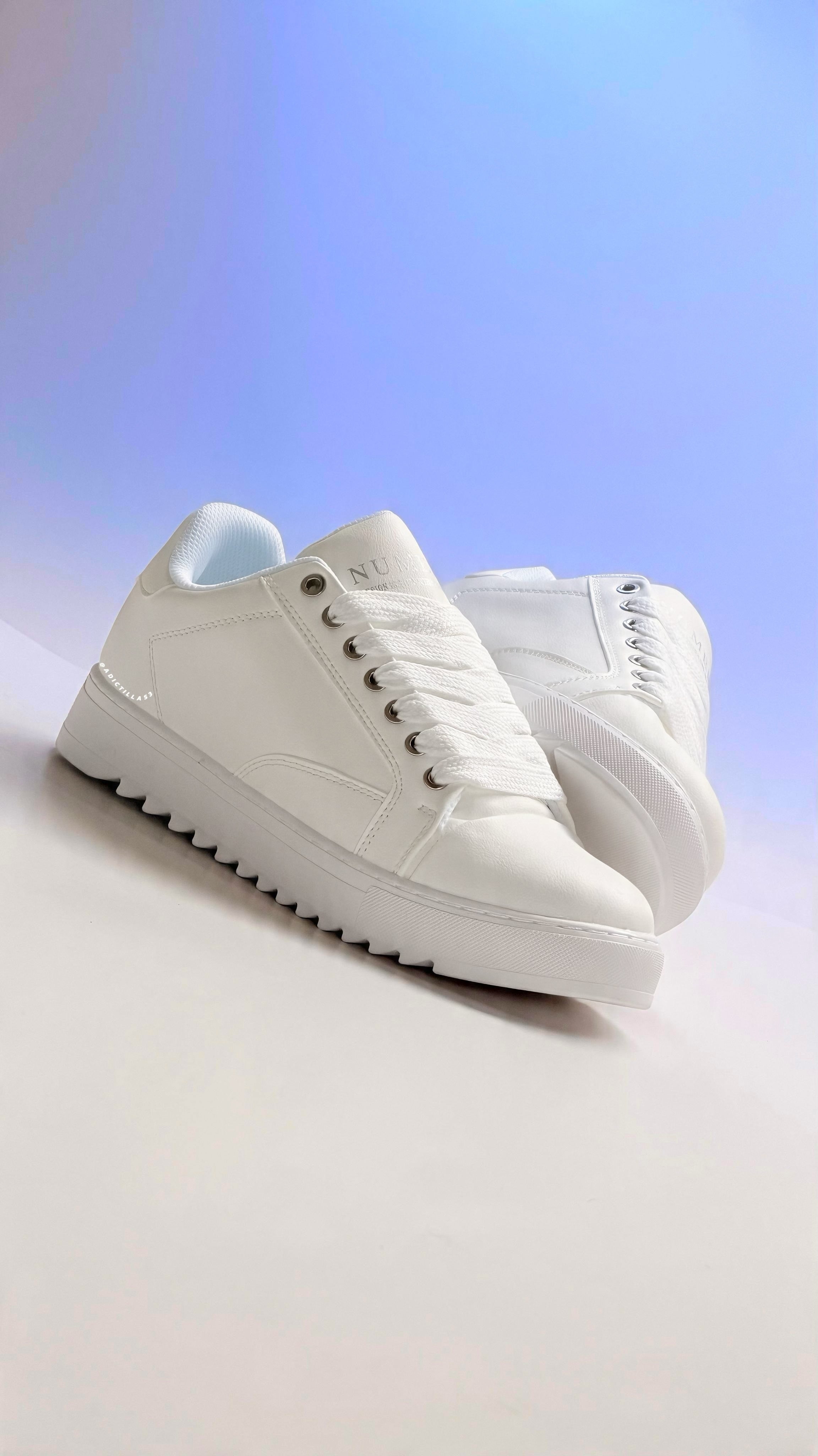 Numeris Sneakers
