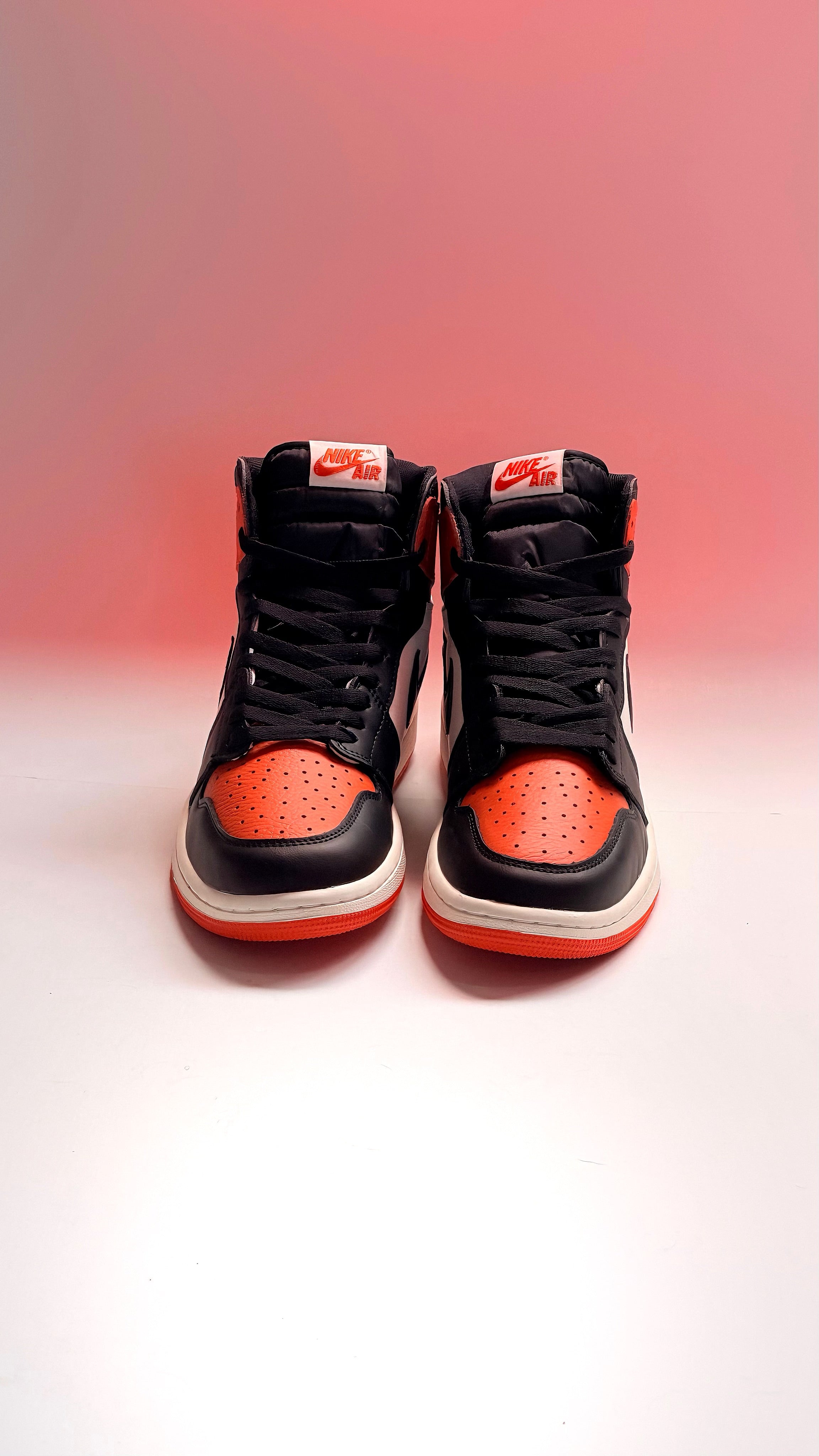 Jordan 1 
“ Shattered Backboard “