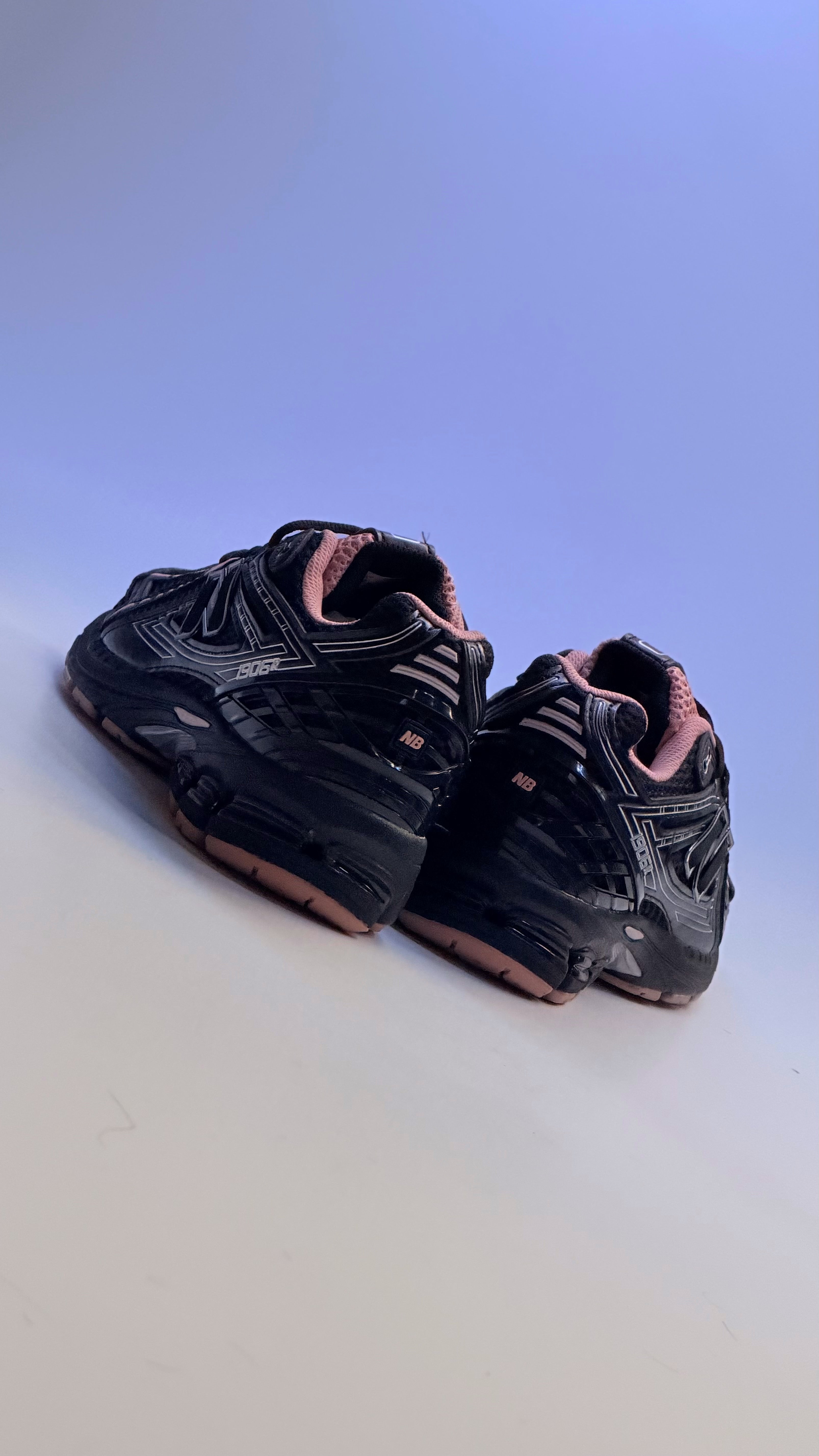New Balance 1906 R