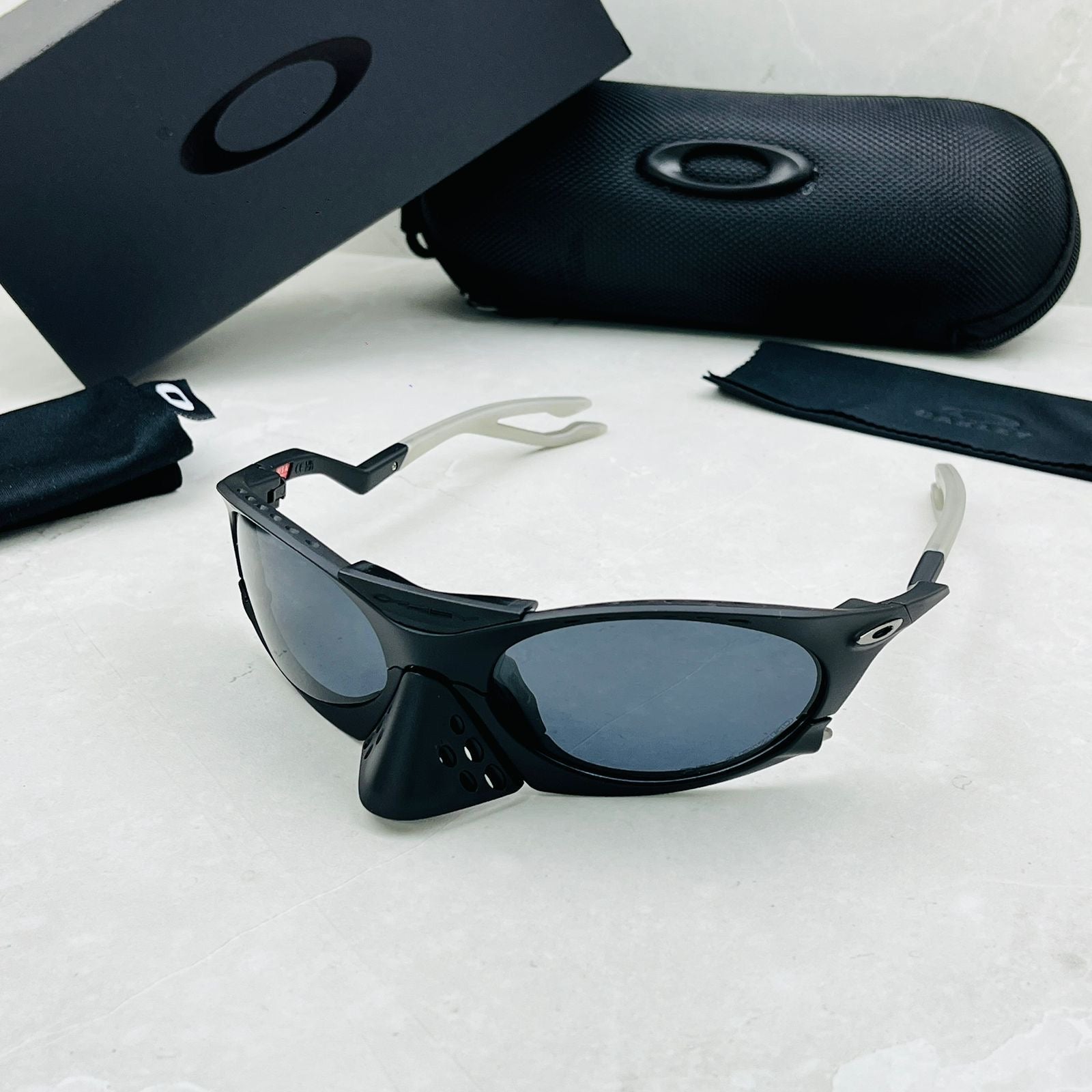 Lentes Oakley Plantaris