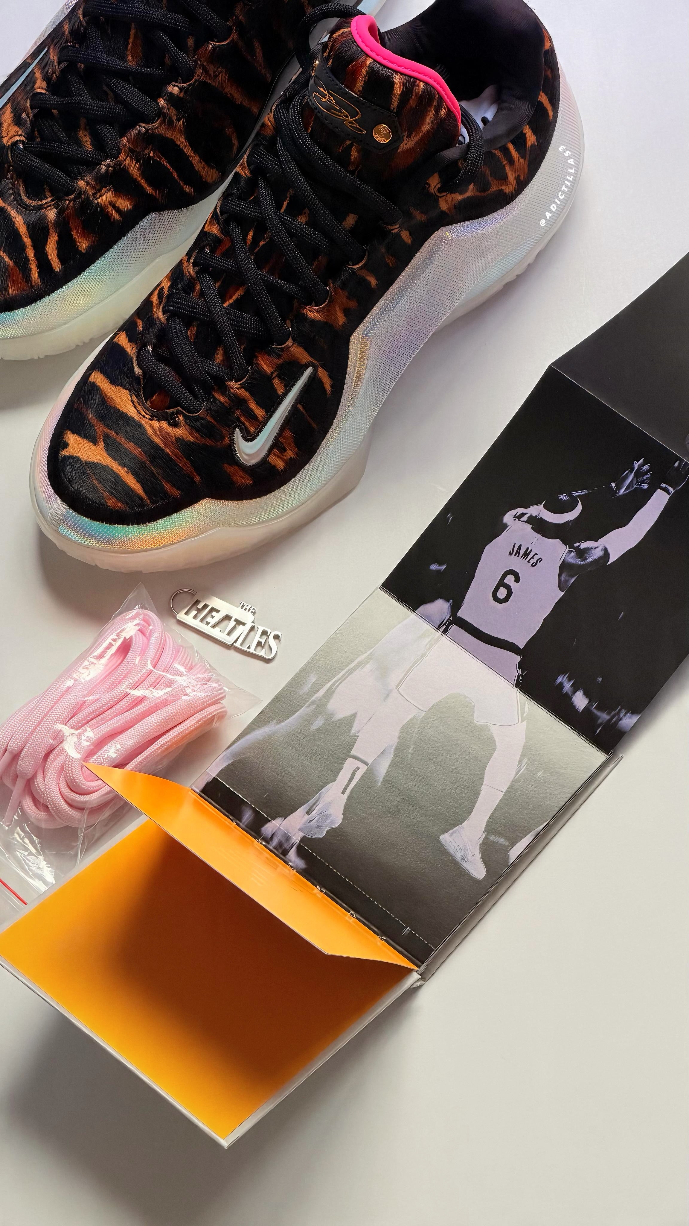 LeBron XXIII "Heat Wave"