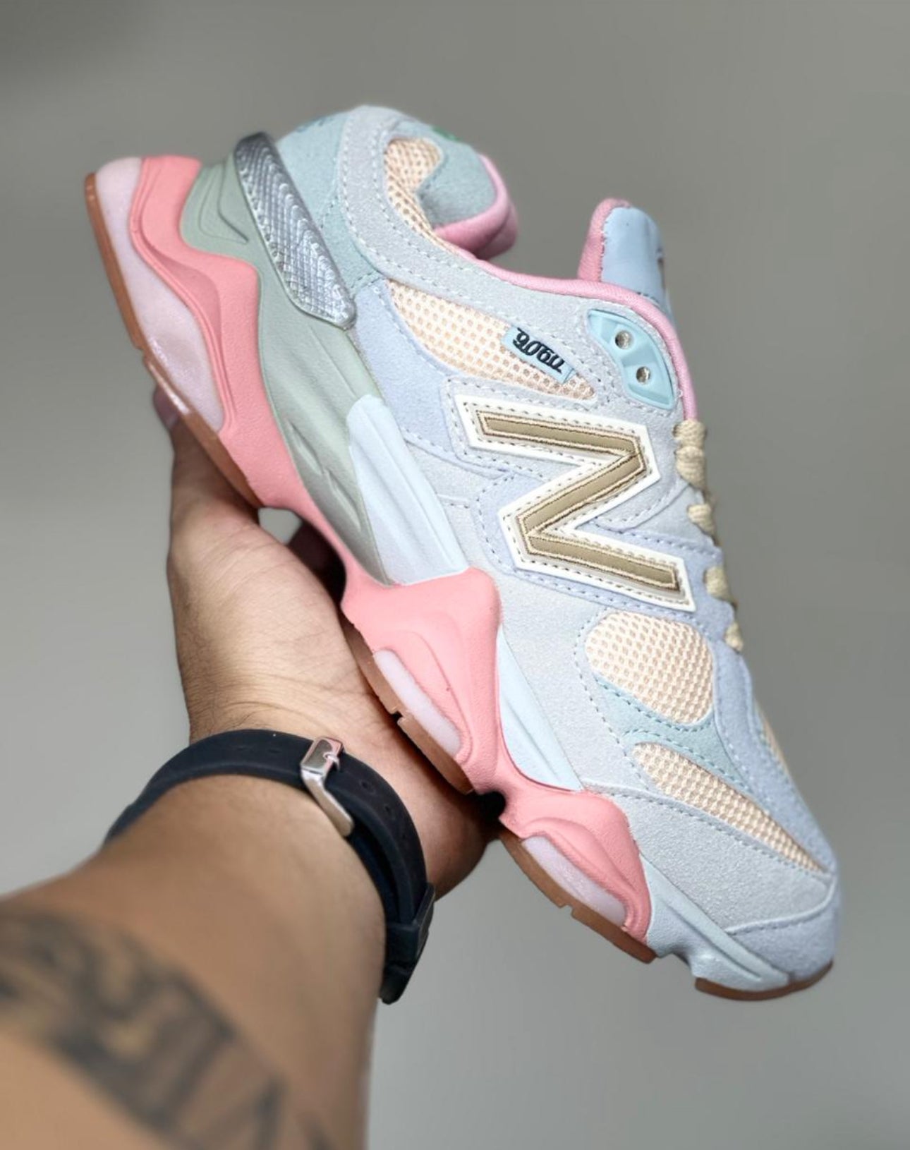 New Balance 9060