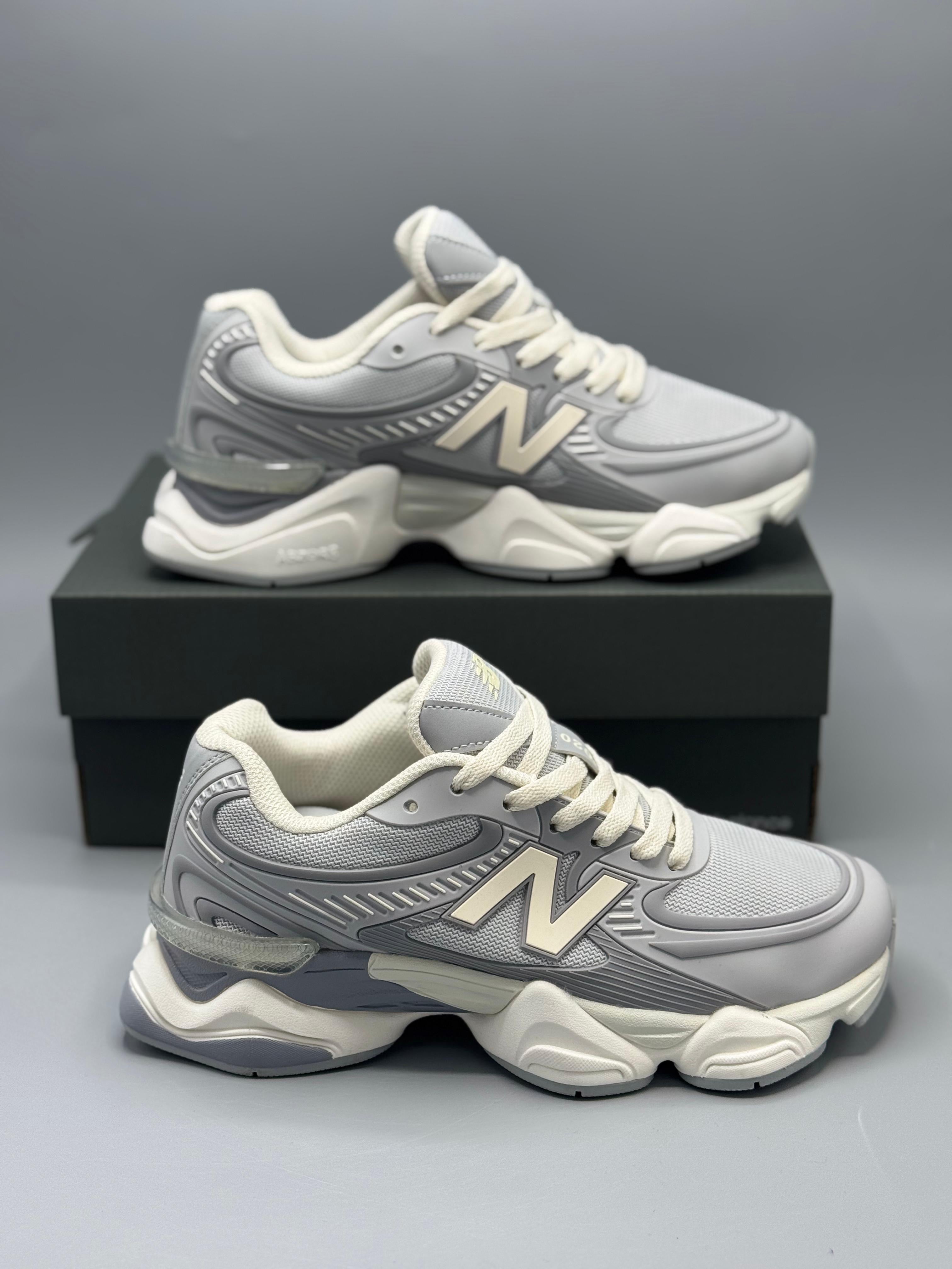 New Balance 9020