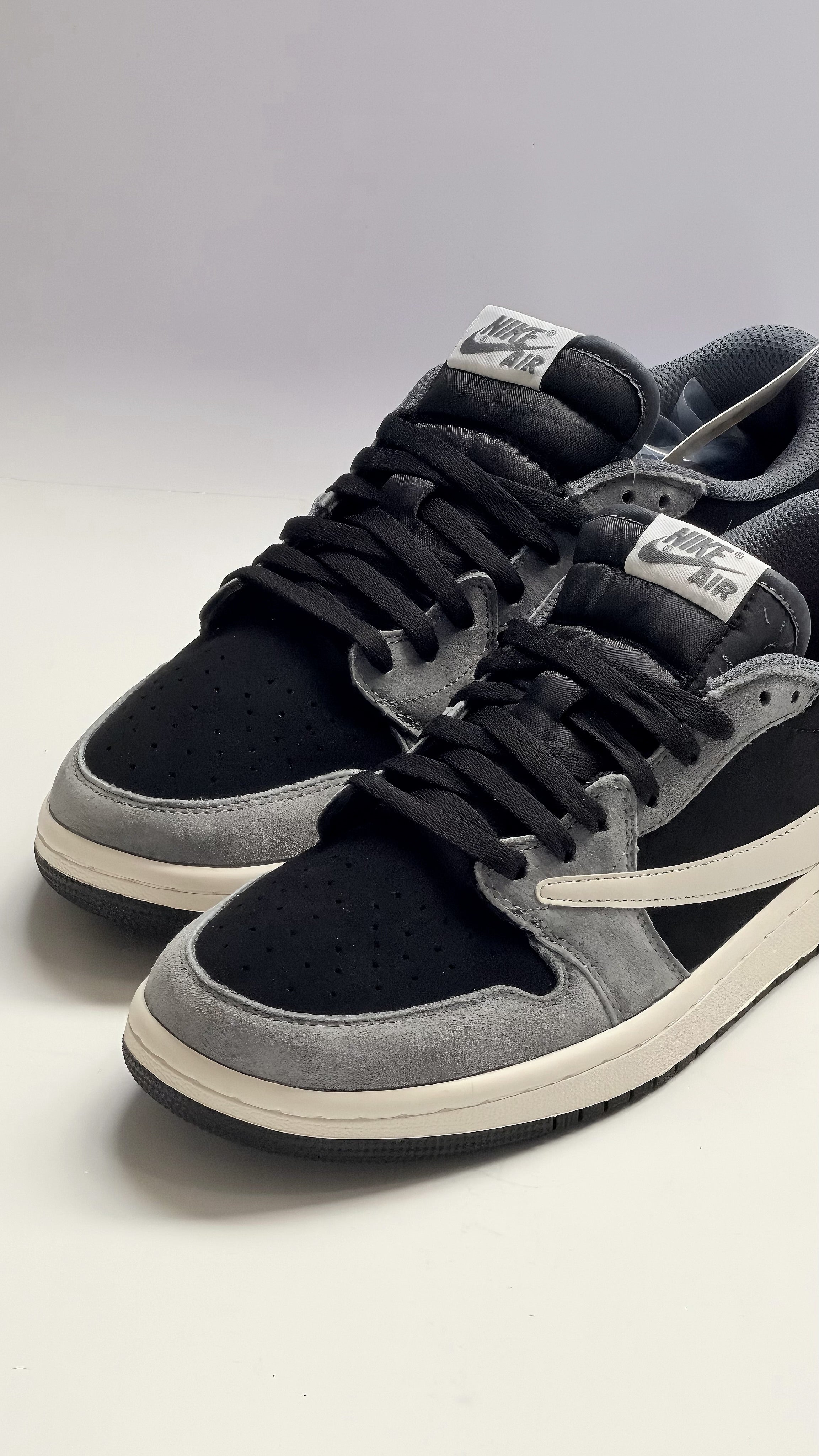 Jordan 1 Low x Travis Scott