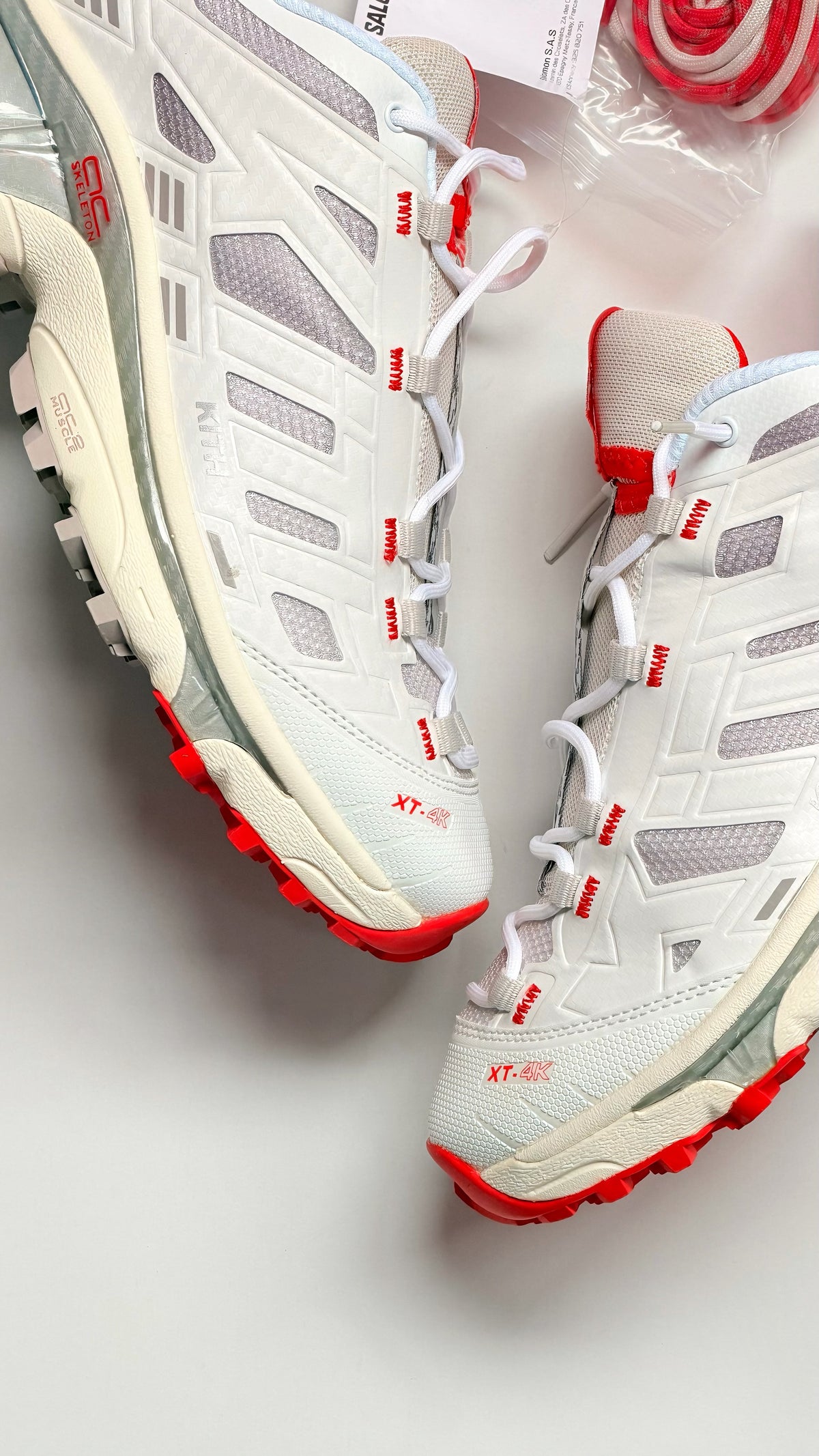 Salomón XT-4K "Kithmas White Red “