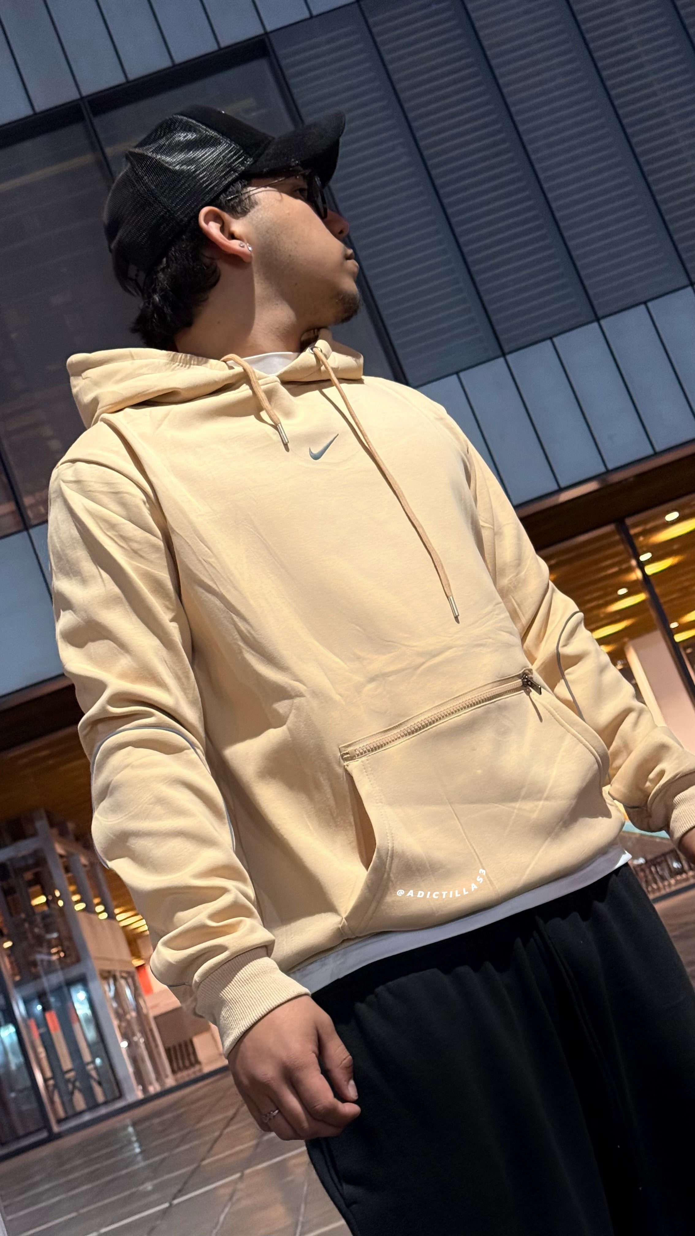 Nike x NOCTA NRG Fleece CS Hoodie
Beige