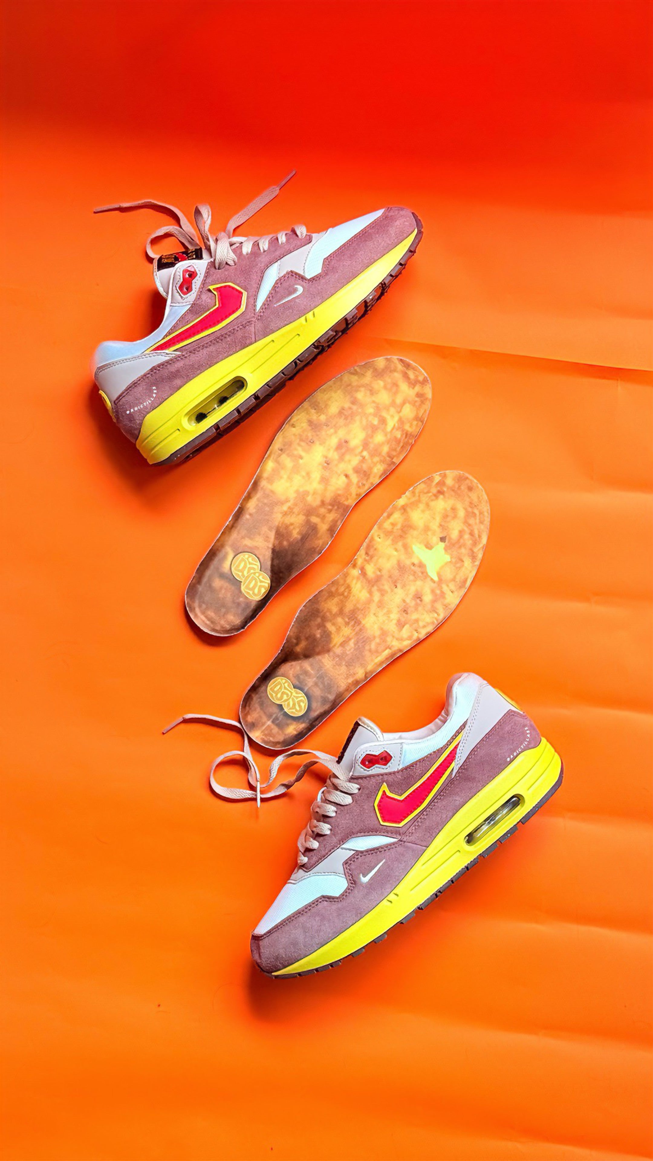 Nike Air Max 1
.SWOOSH Low Poly Big Head Origins