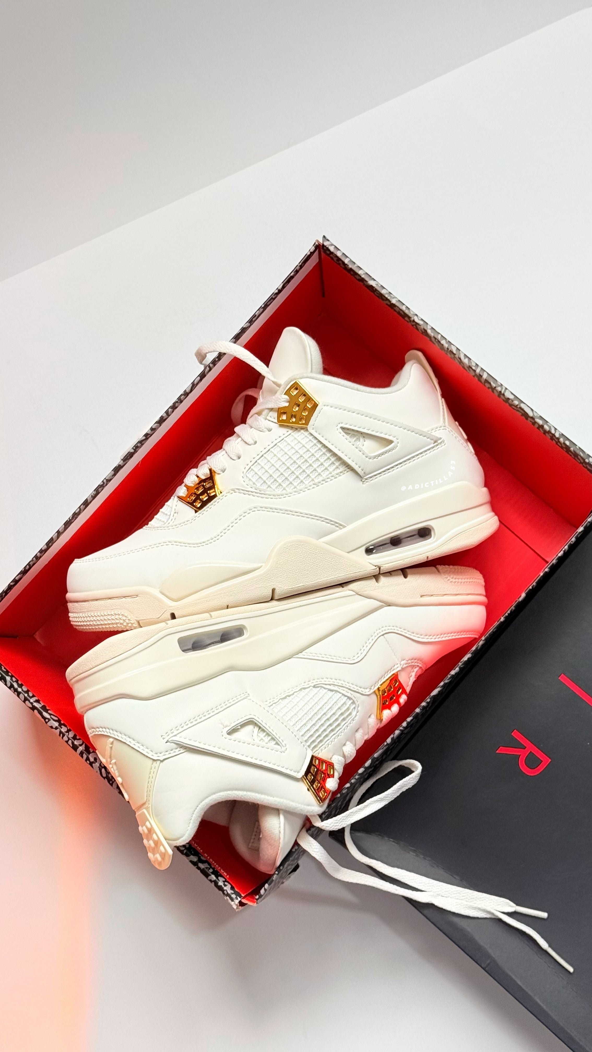 Air Jordan 4 Retro 'White & Gold'