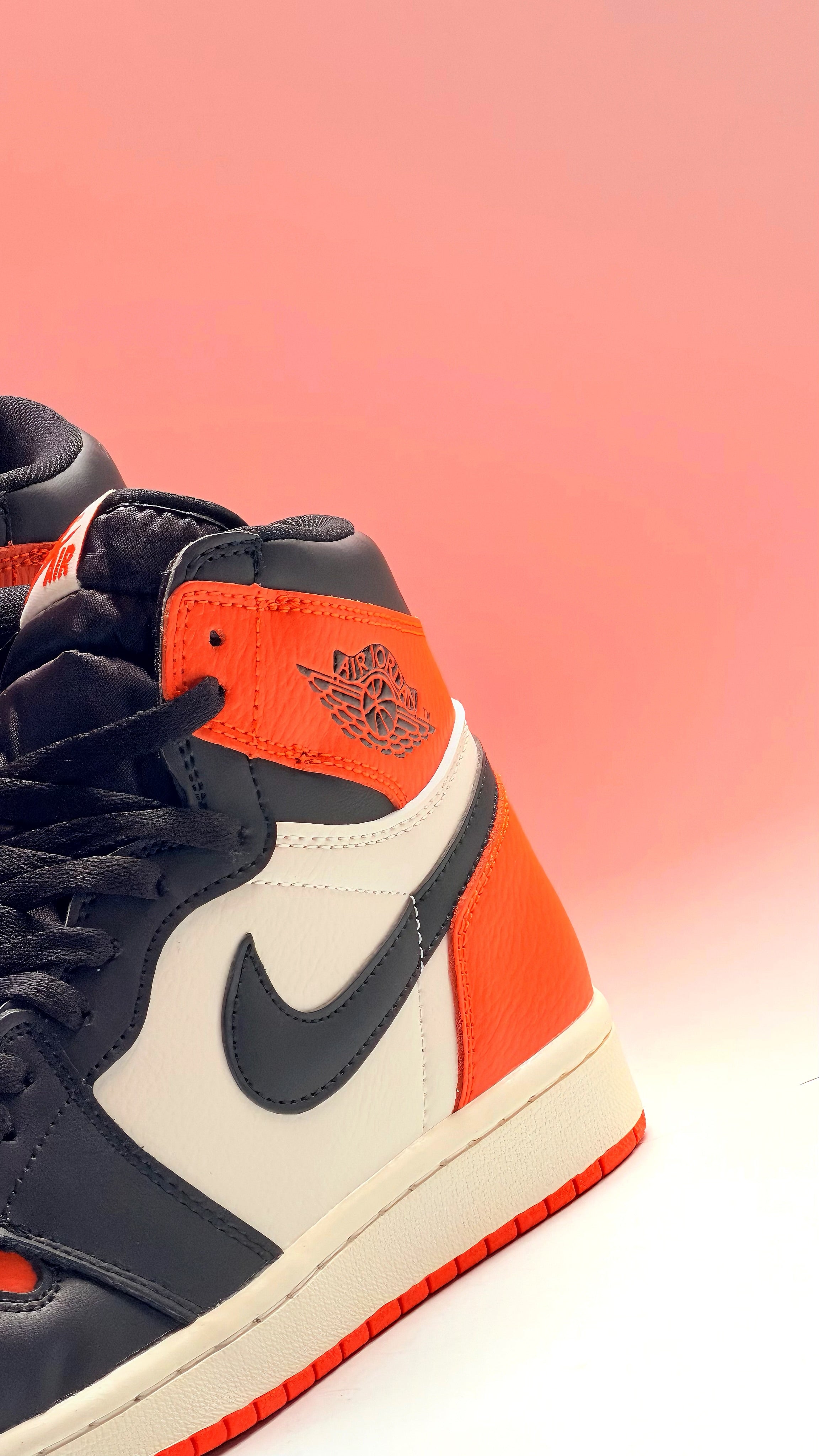 Jordan 1 
“ Shattered Backboard “