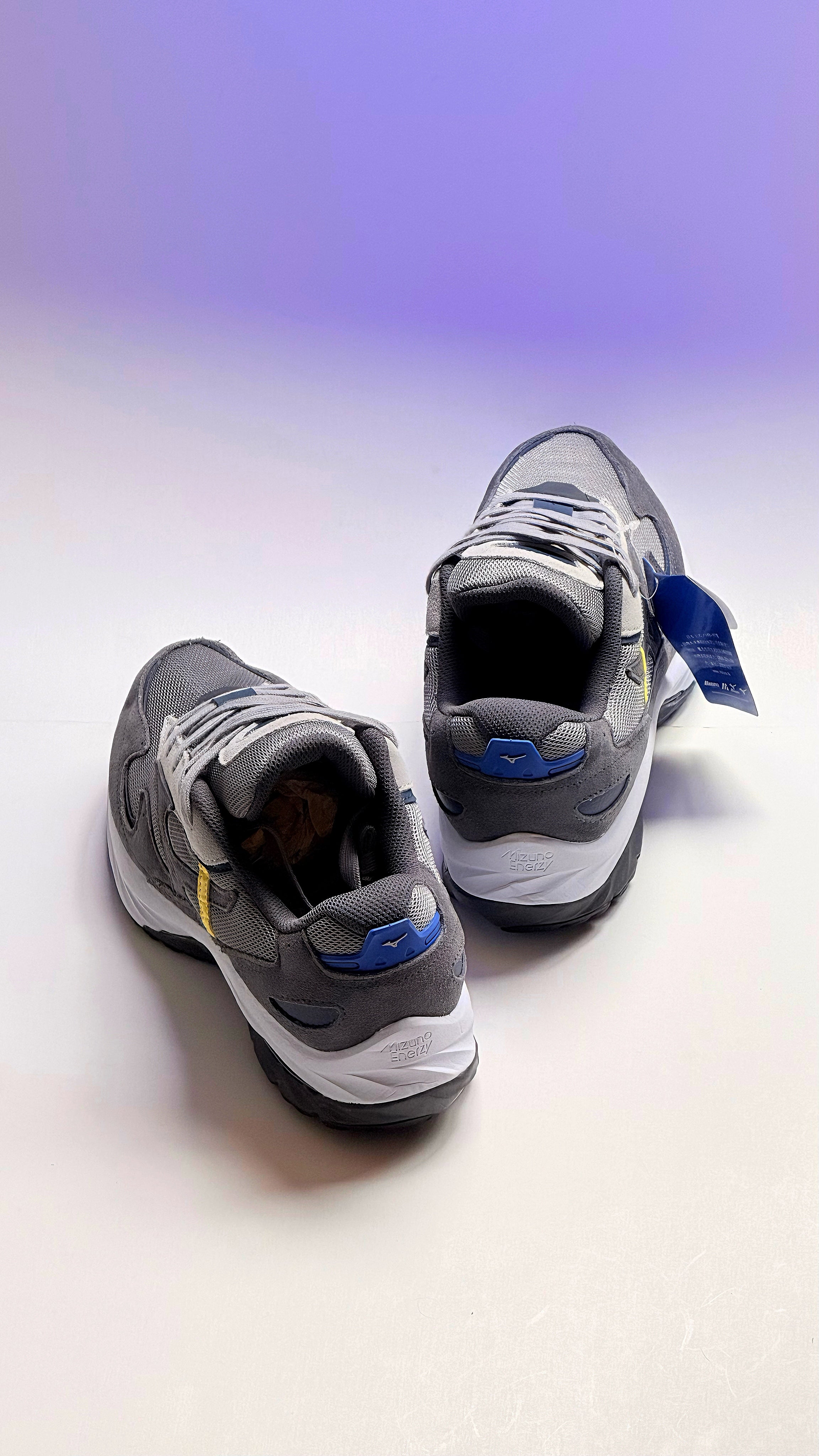 Mizuno x Graphpaper Wave Rider Beta 'Dark Grey'