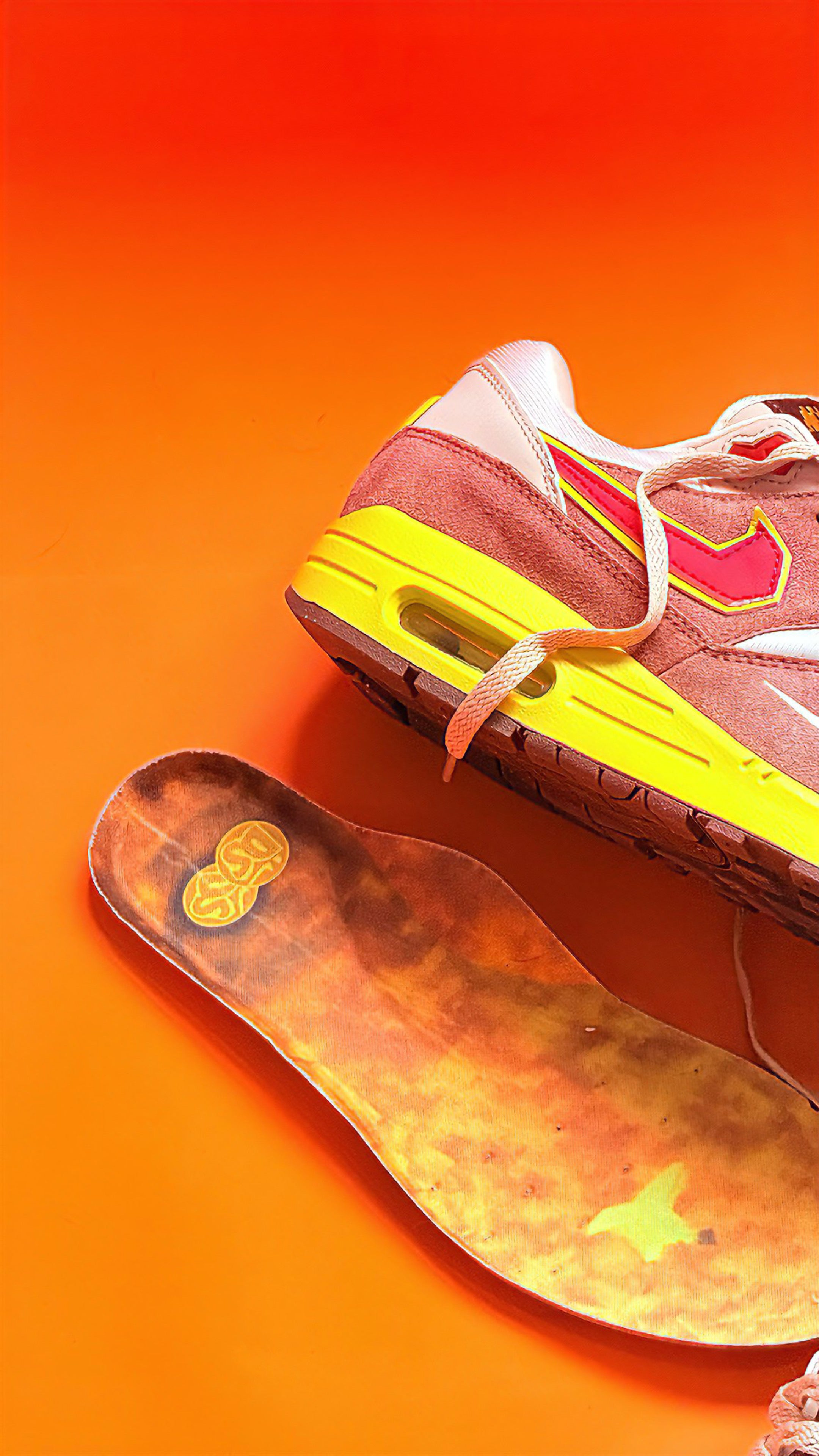 Nike Air Max 1
.SWOOSH Low Poly Big Head Origins
