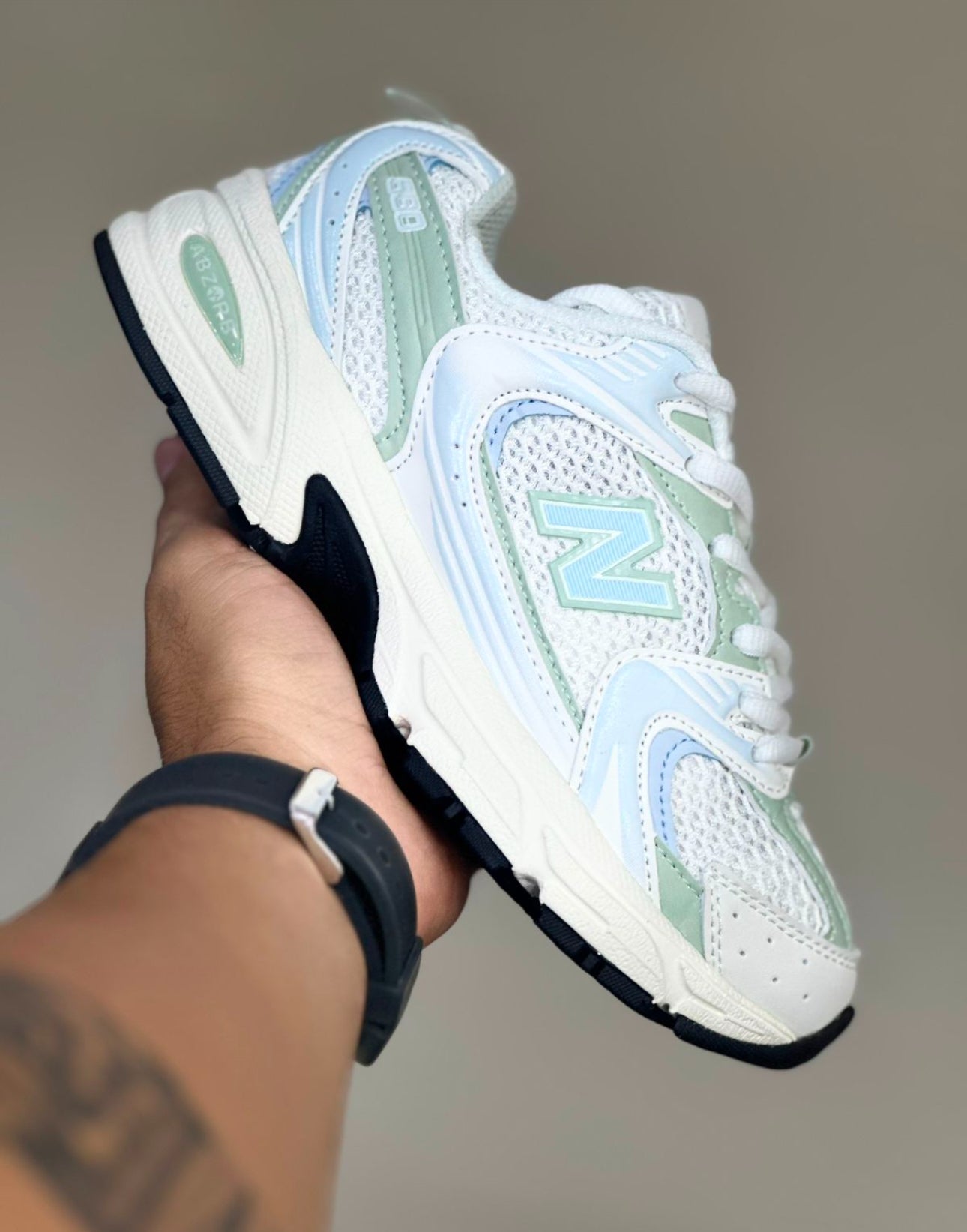 New Balance 530