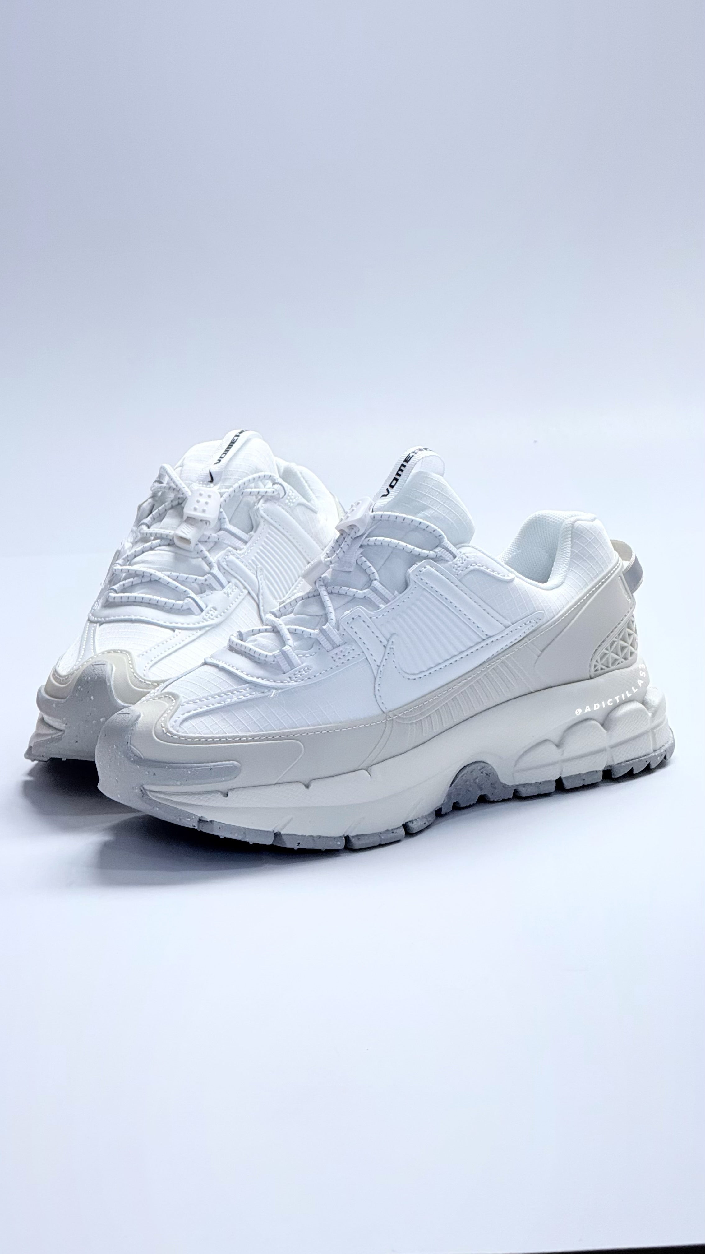 Nike Vomero 5 Roam White