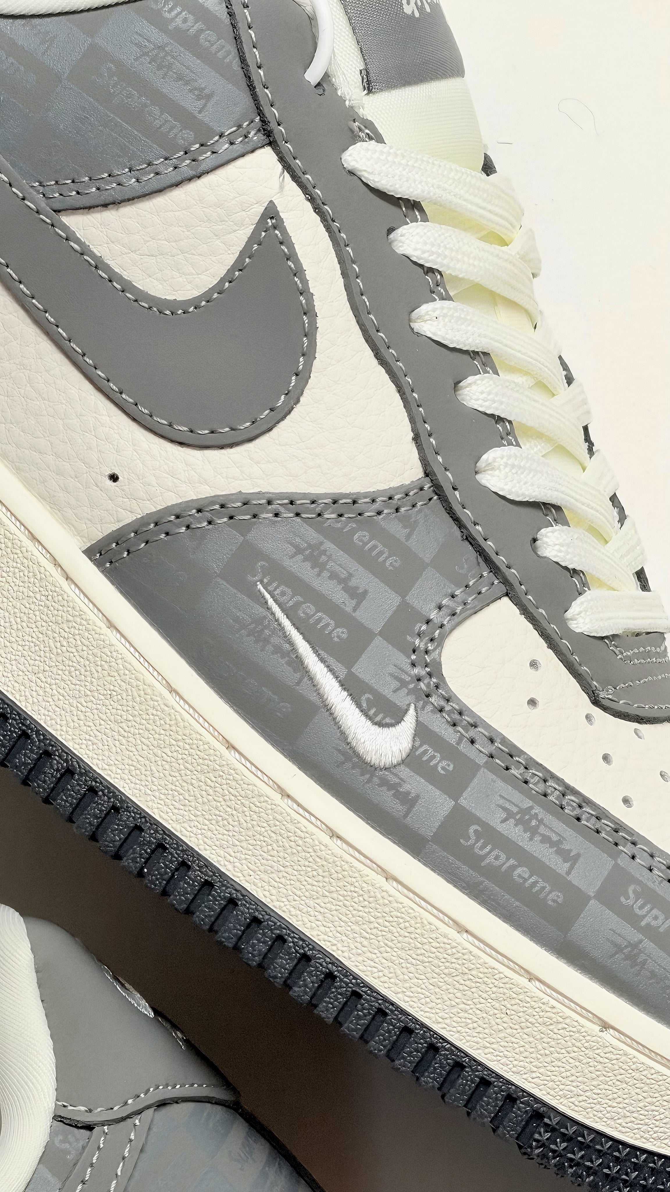 Nike AF1 x Stussy Supreme