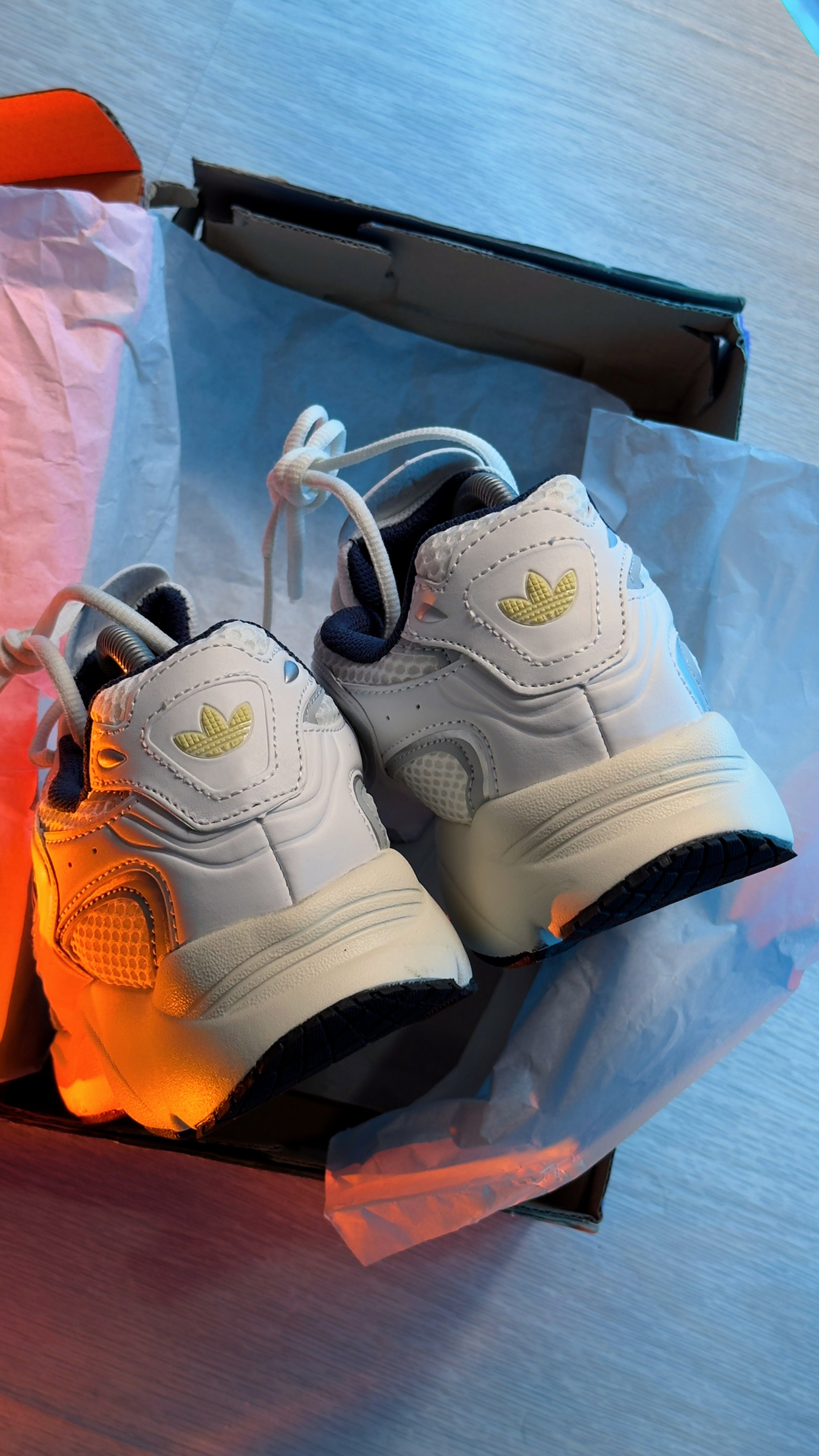 Adidas OZMILLEN