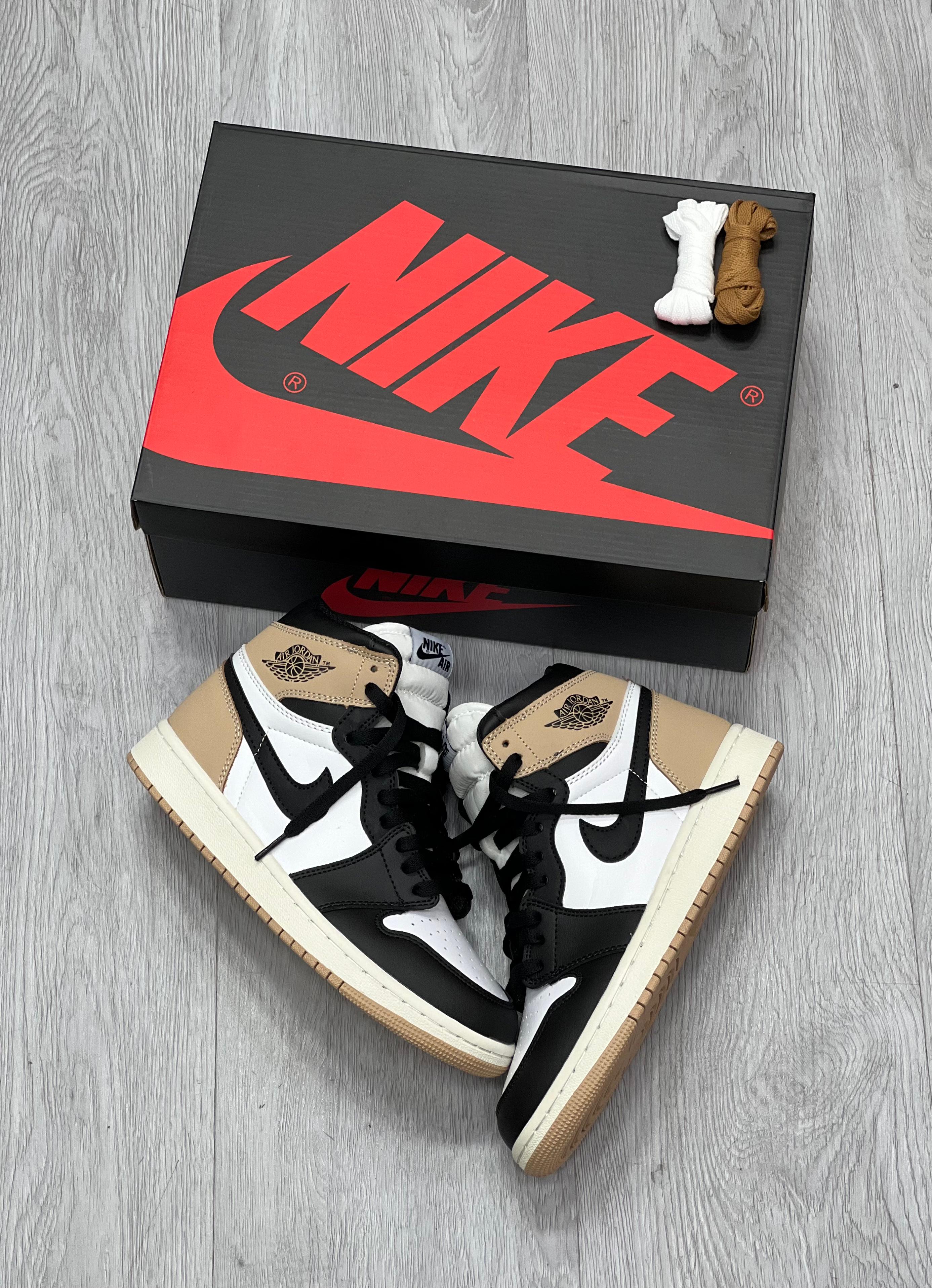 Air Jordan 1 “ Latte “