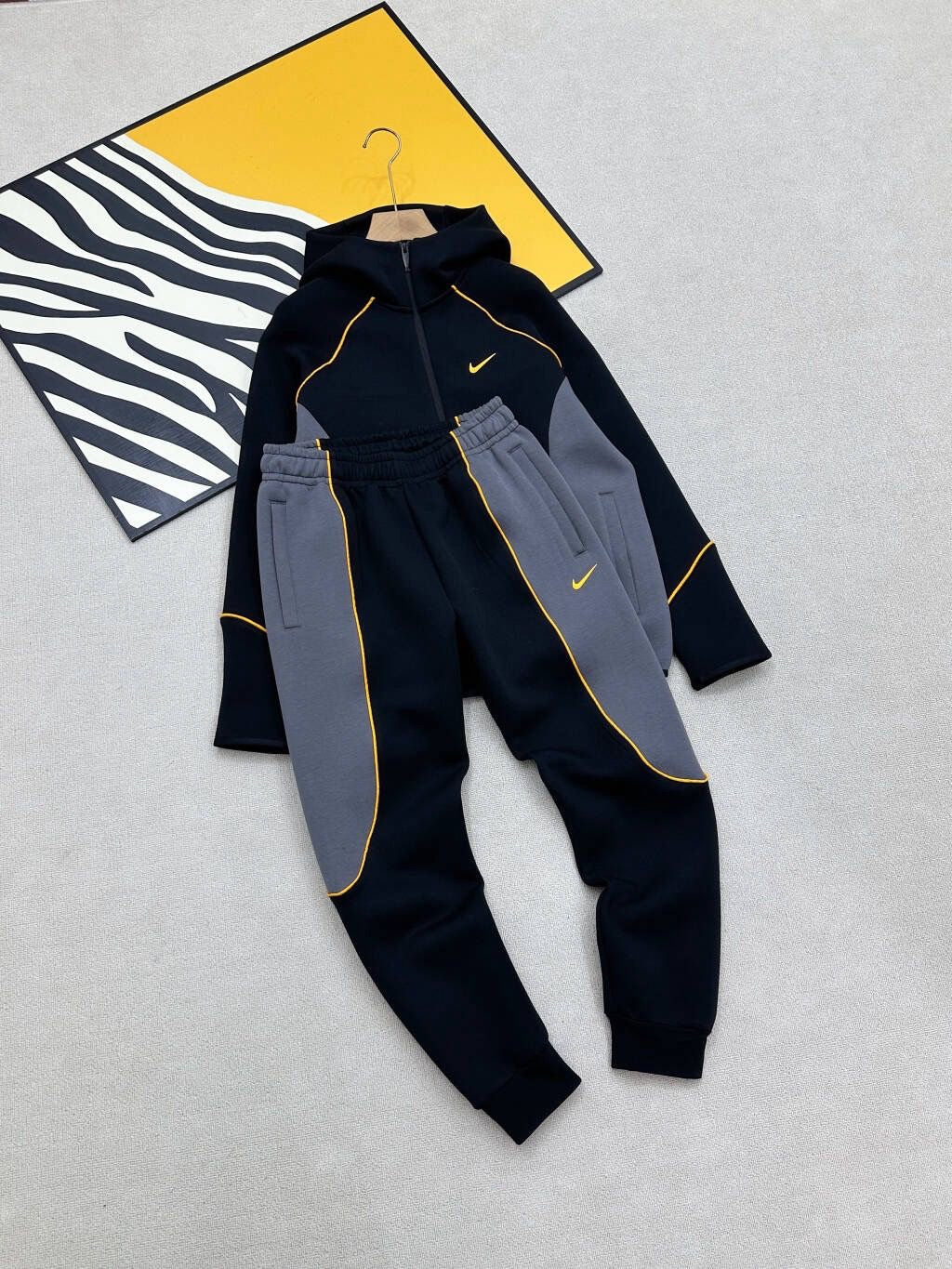 Nocta x Nike Set Completo Borde amarillo