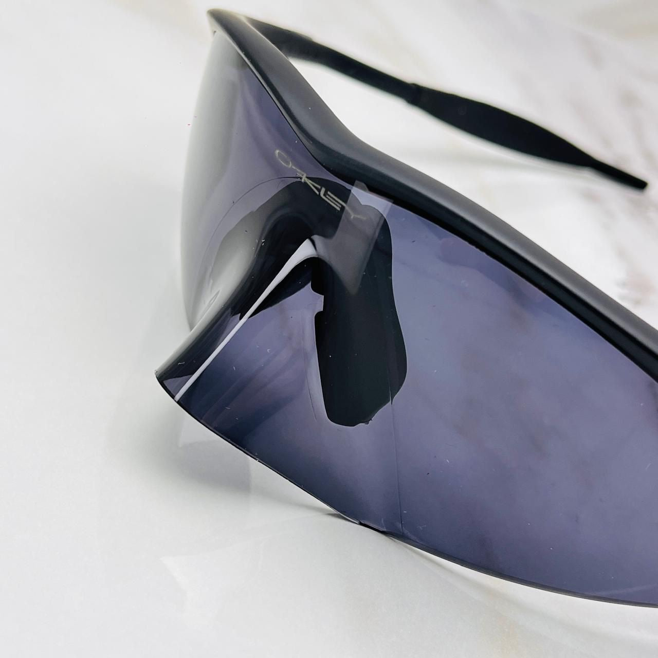 Lentes Oakley M-Frem Kato
