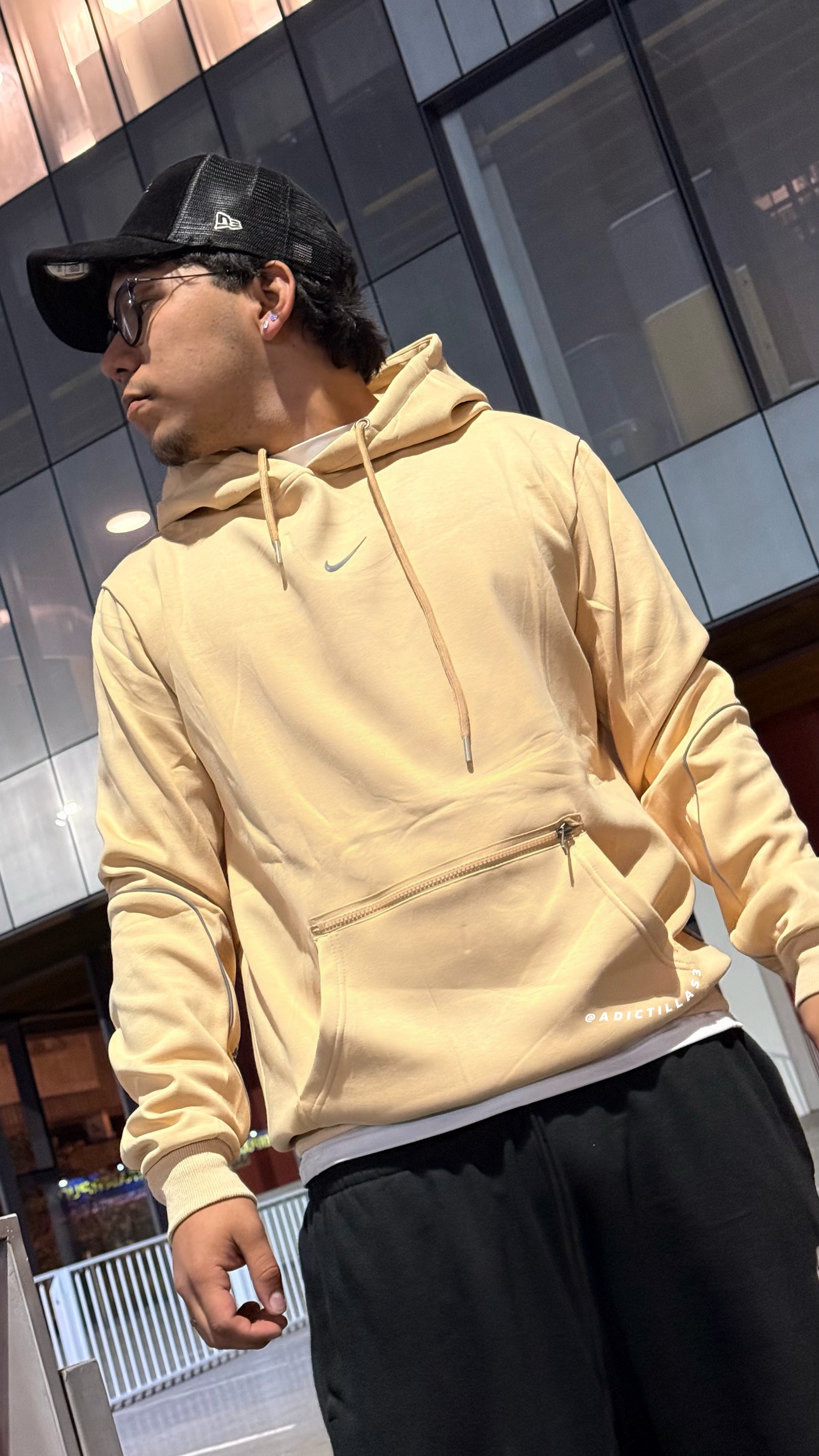 Nike x NOCTA NRG Fleece CS Hoodie
Beige